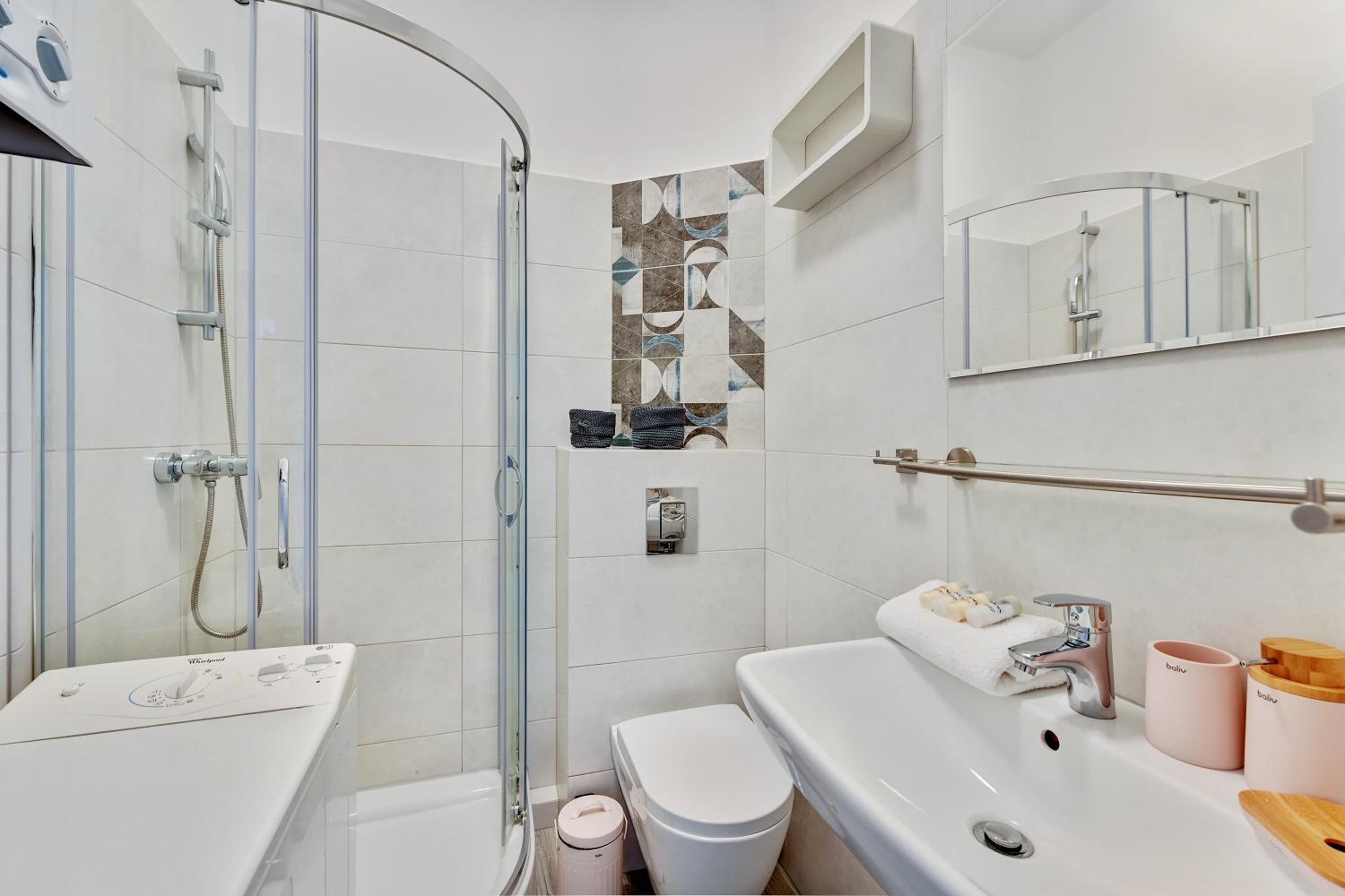 Ogarna Main Old Town by Downtown Apartments