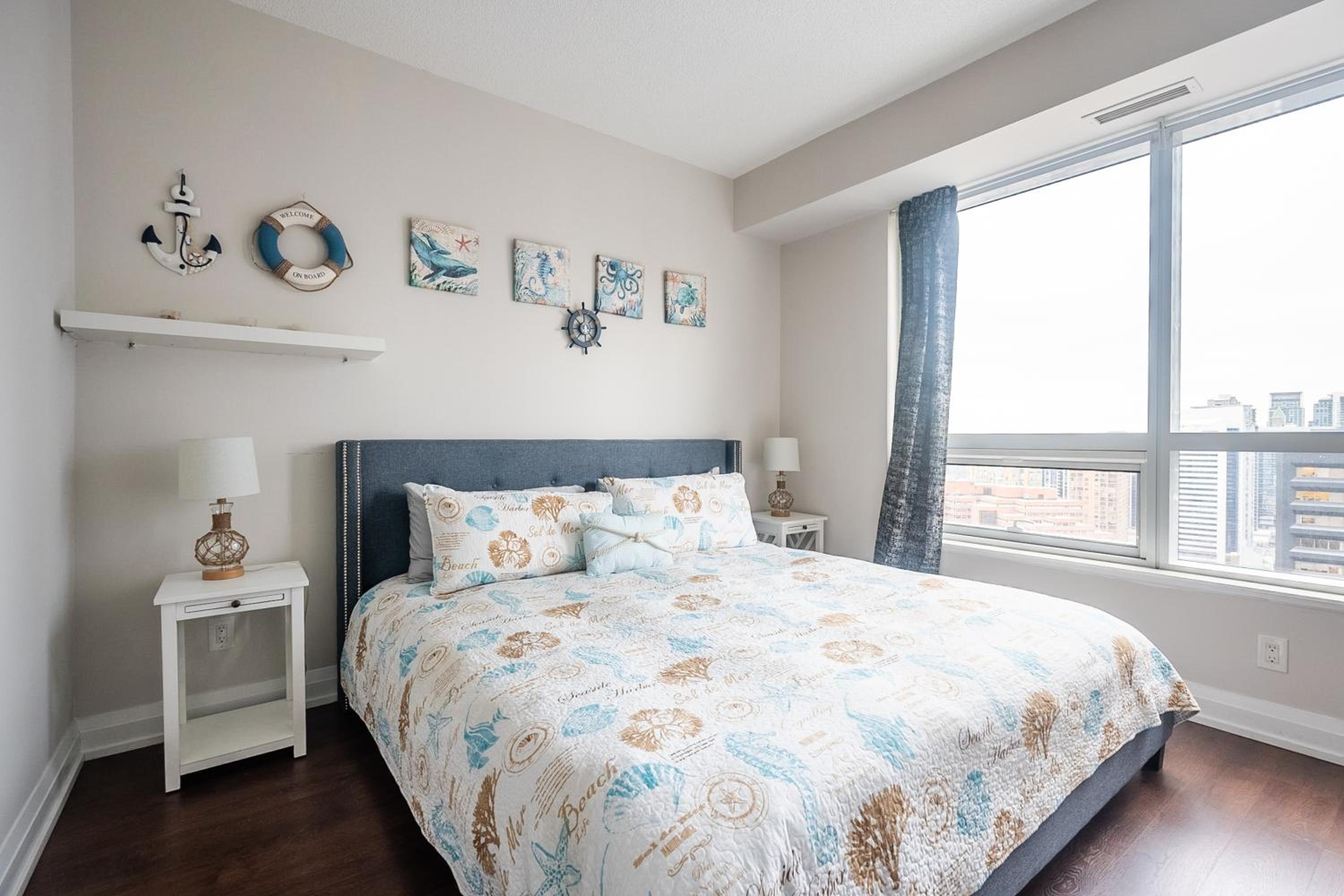 2BD 2BR Panoramic View Sheppard Metro Free parking