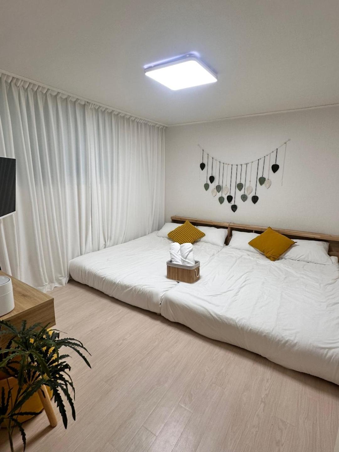 HAPPY STAY in seoul near kspo dome, #LotteTower #FreeParking #7NightsAirportPickup #GroupStay #DDP #Jongno #6PeopleAccommodation #8MinFromDunchonStation