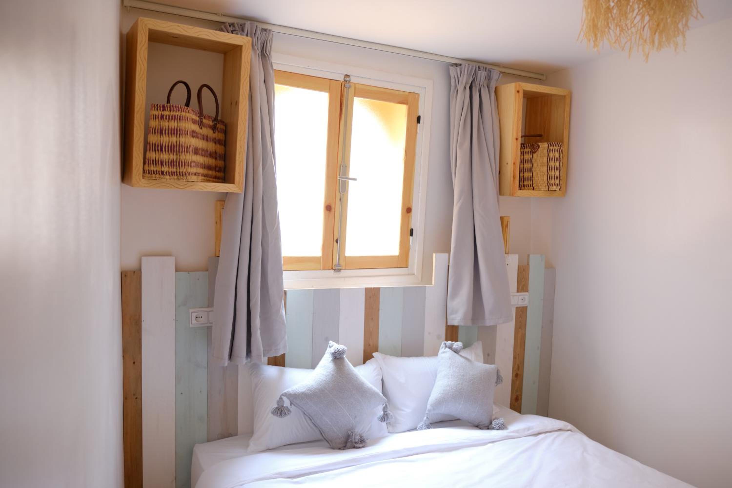 Aura Guest House