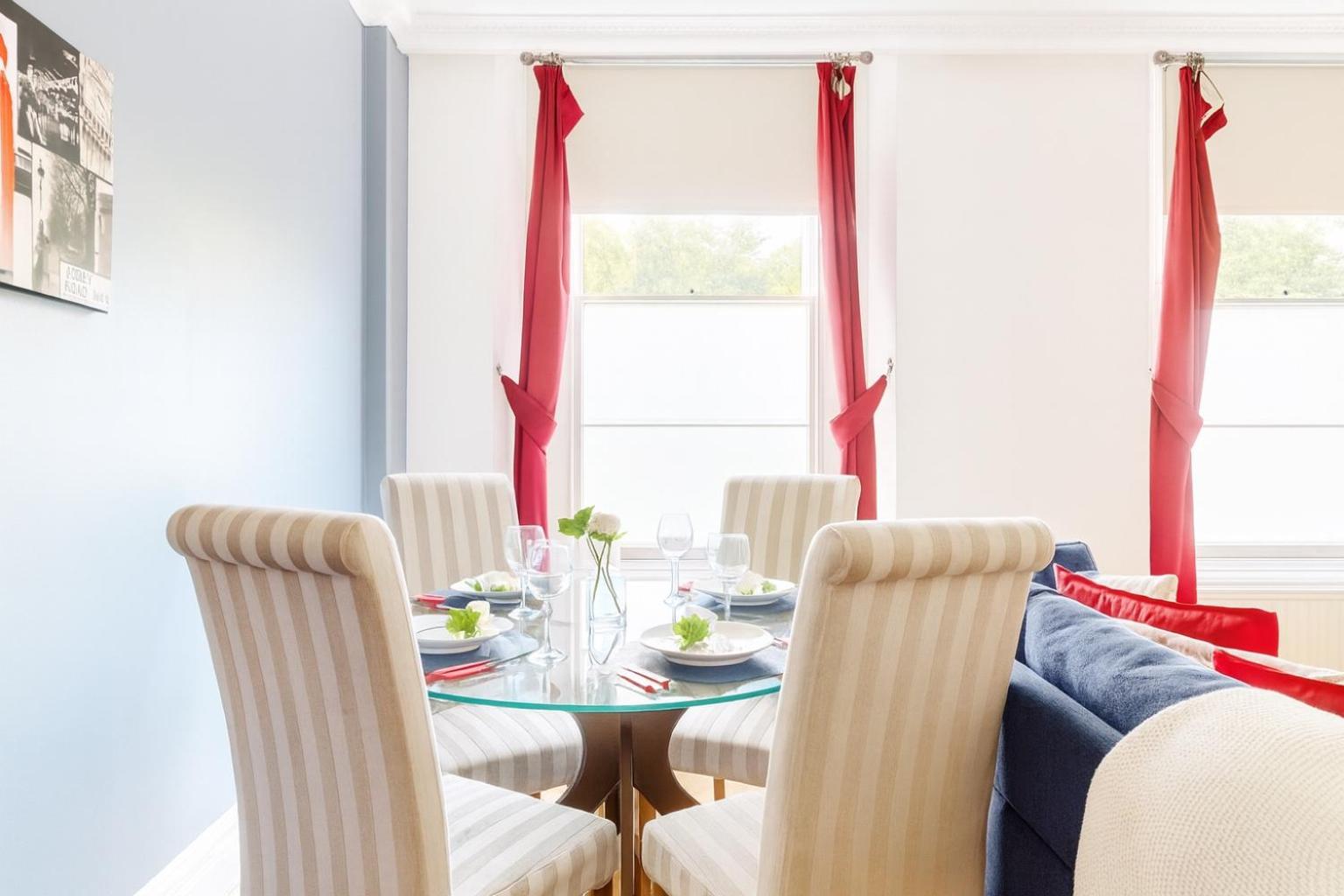 The Oakley - Euston Prime Apartments