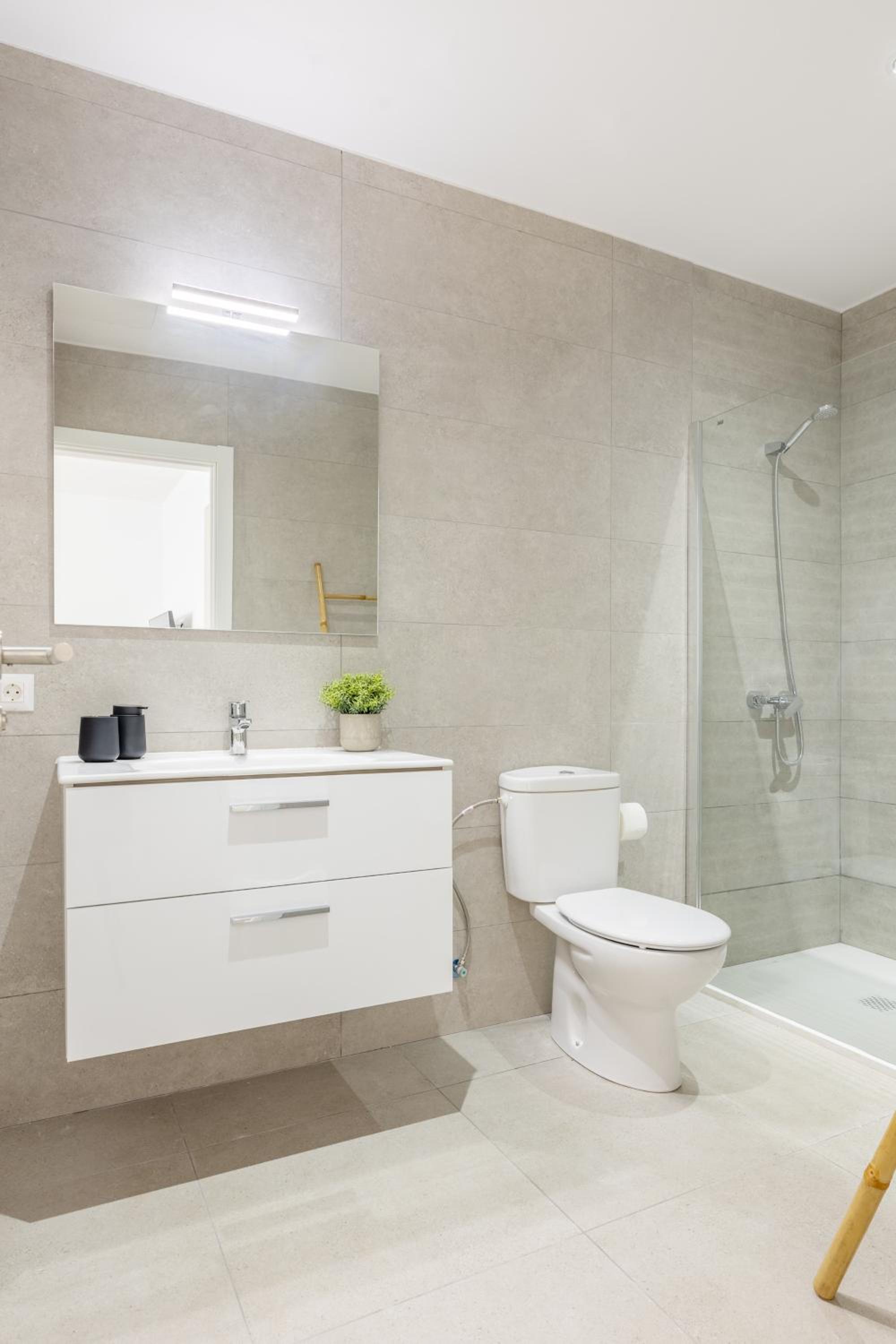 Profithome - Color La Laguna Carine 2