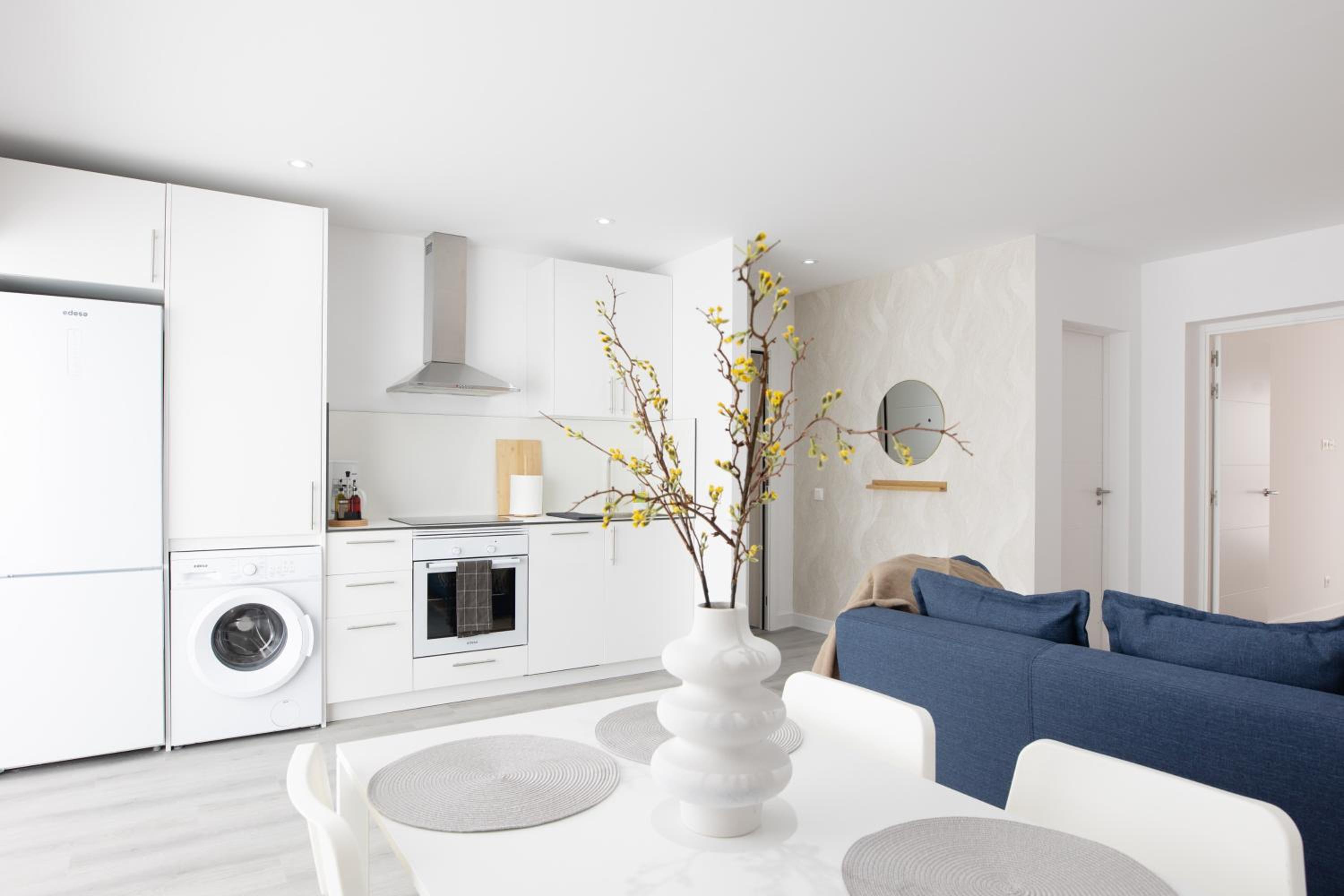 Profithome - Color La Laguna Carine 2