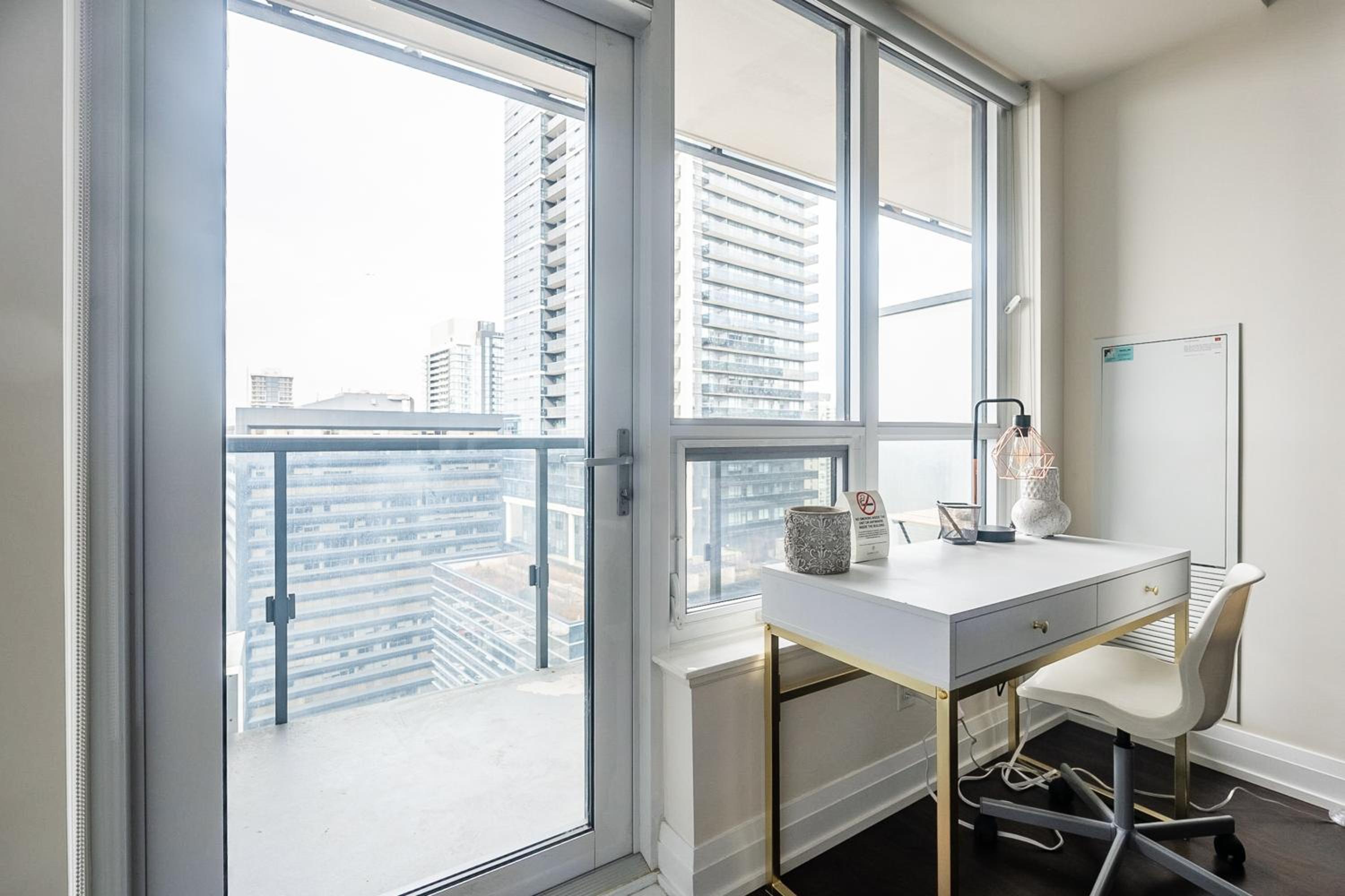 Elegance In peonies 23 Floor 1Br Free parking