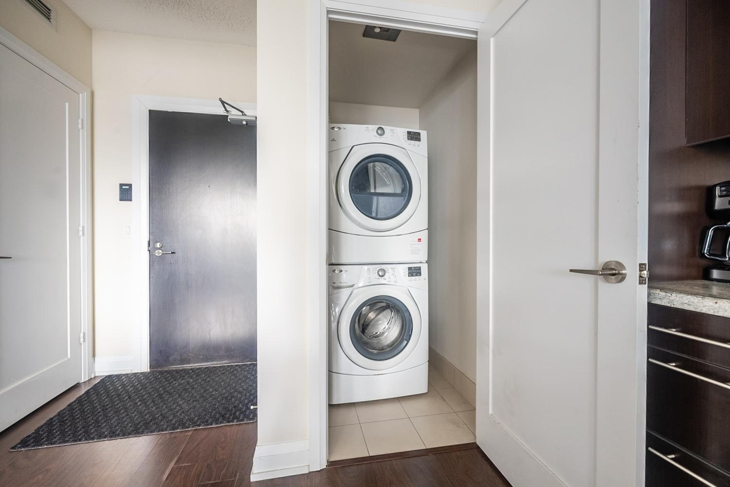 Elegance In peonies 23 Floor 1Br Free parking