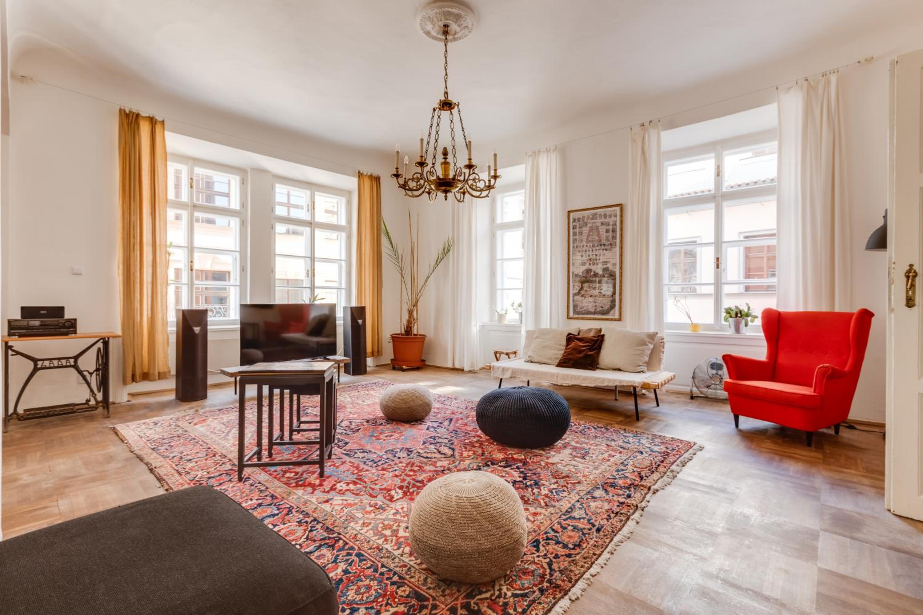 Old Town Magical Stay Comfy 2BDR Historic House