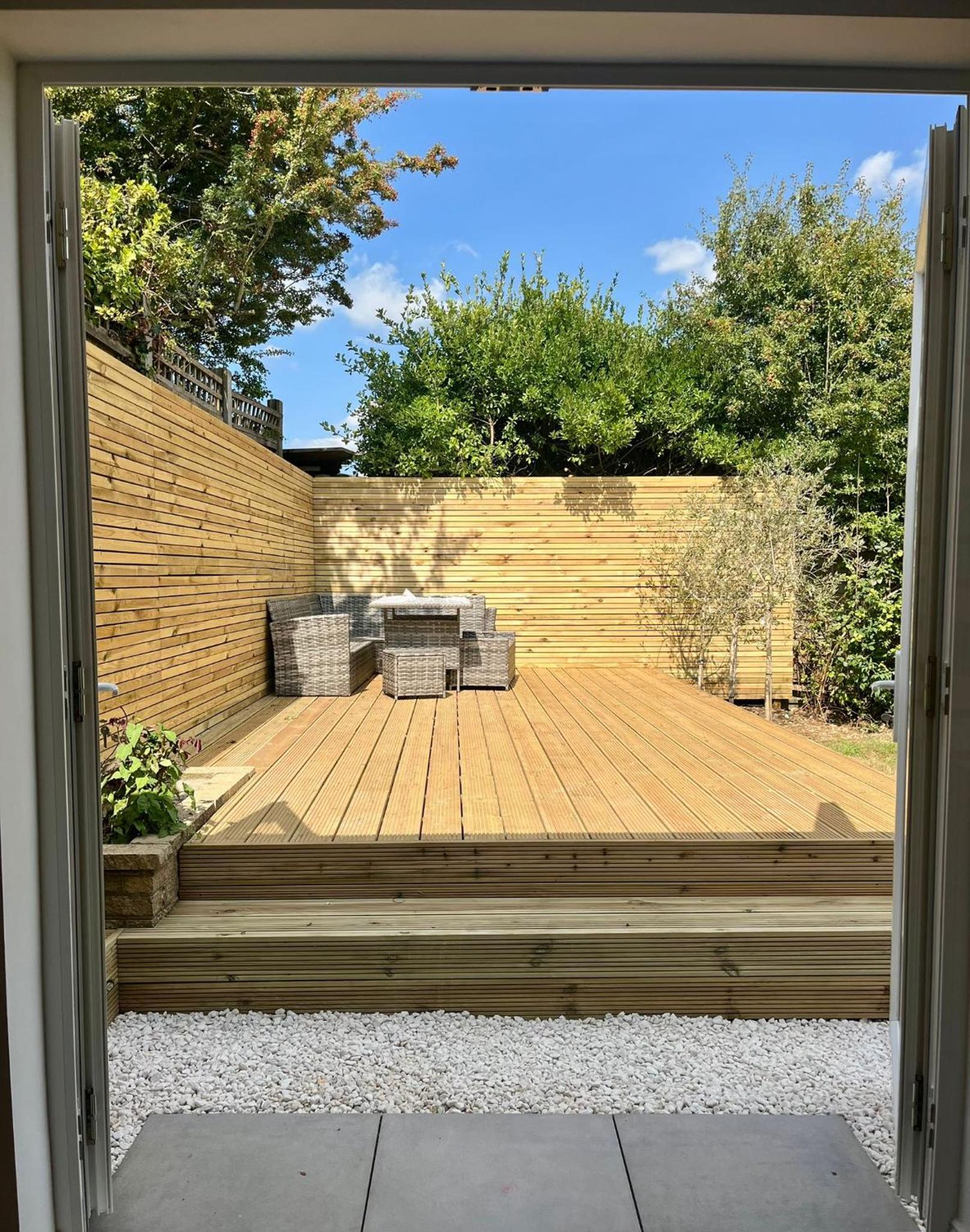 Olive Tree Brighton-Bright & Spacious 4 bedroom home with Garden & Free parking