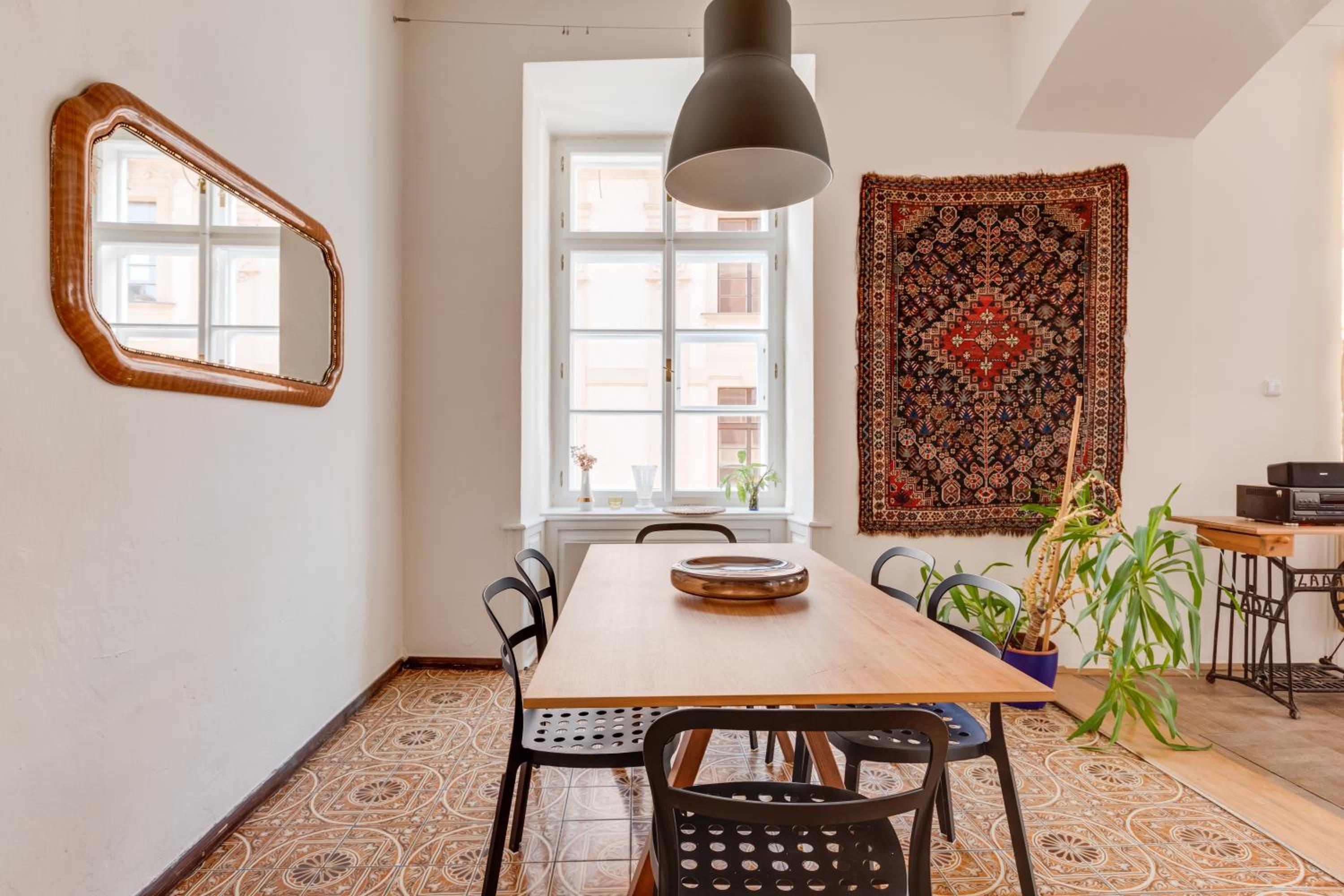 Old Town Magical Stay Comfy 2BDR Historic House