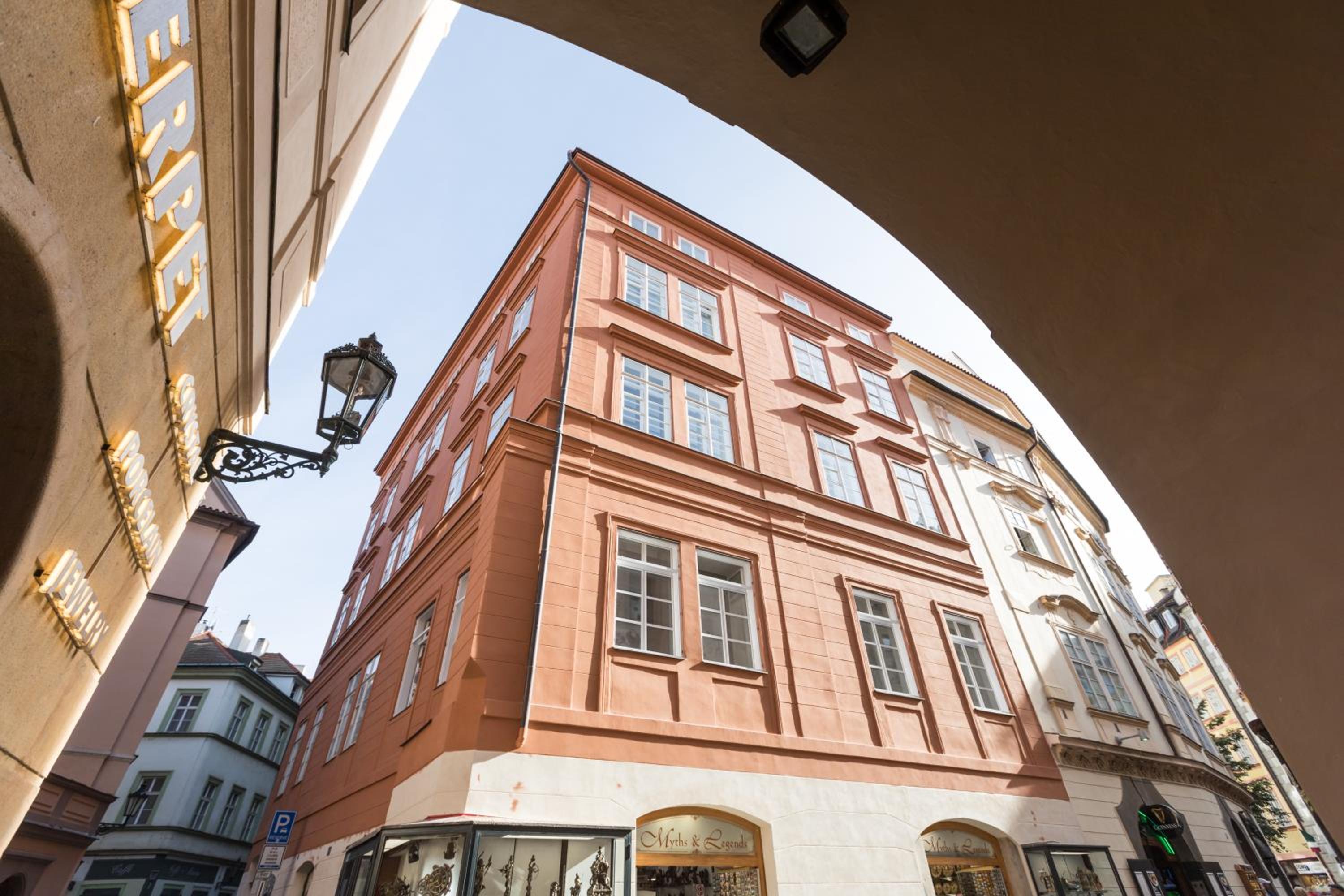 Old Town Magical Stay Comfy 2BDR Historic House