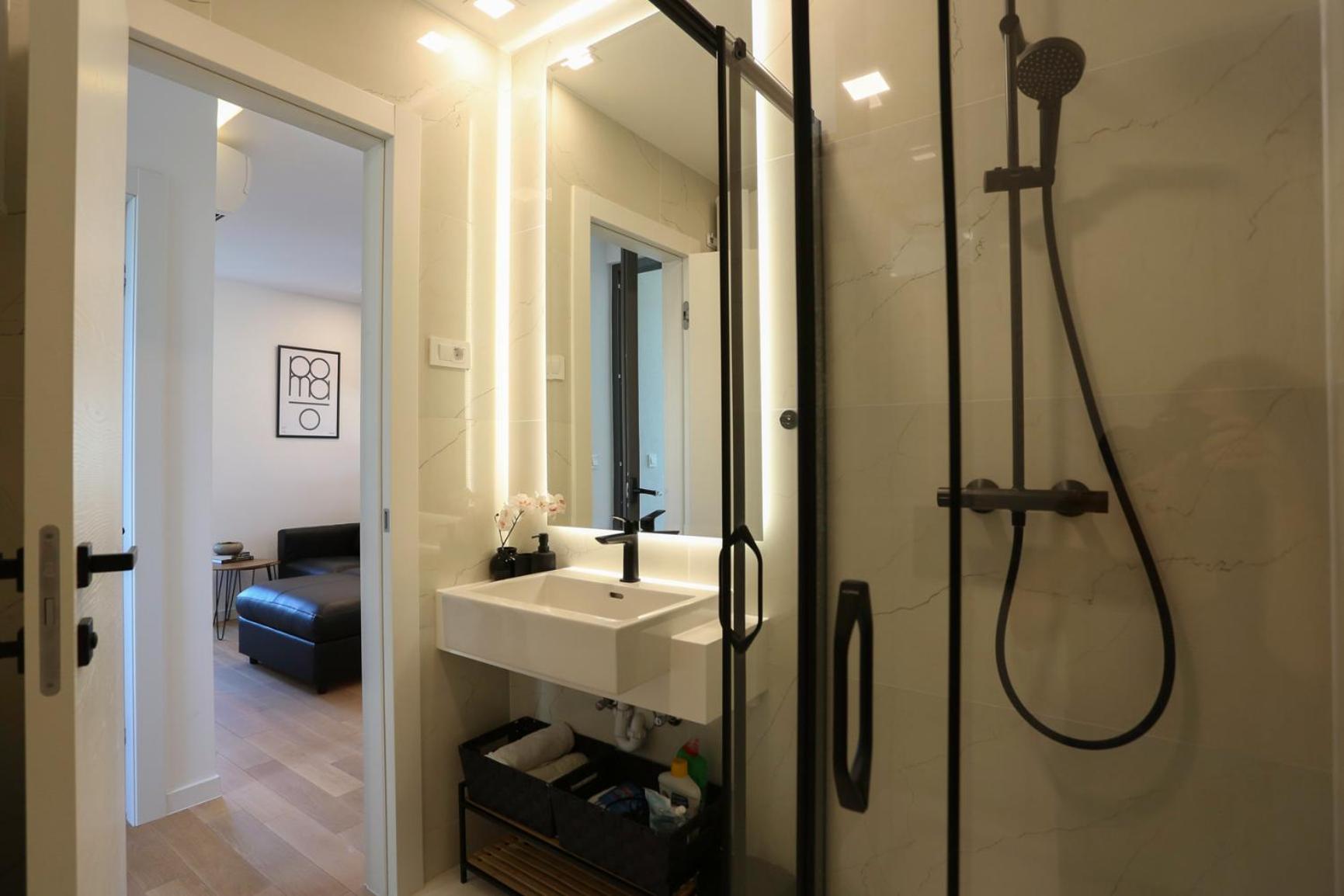 Good Time Apartment