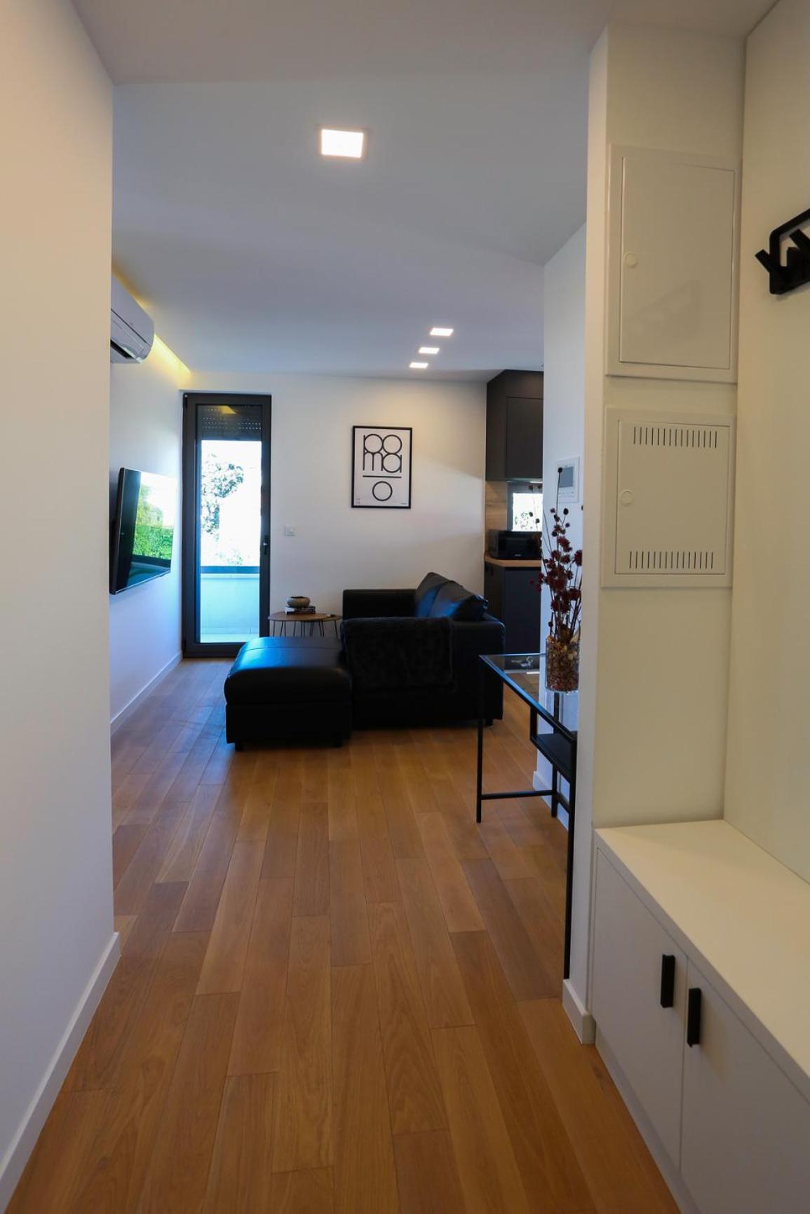 Good Time Apartment