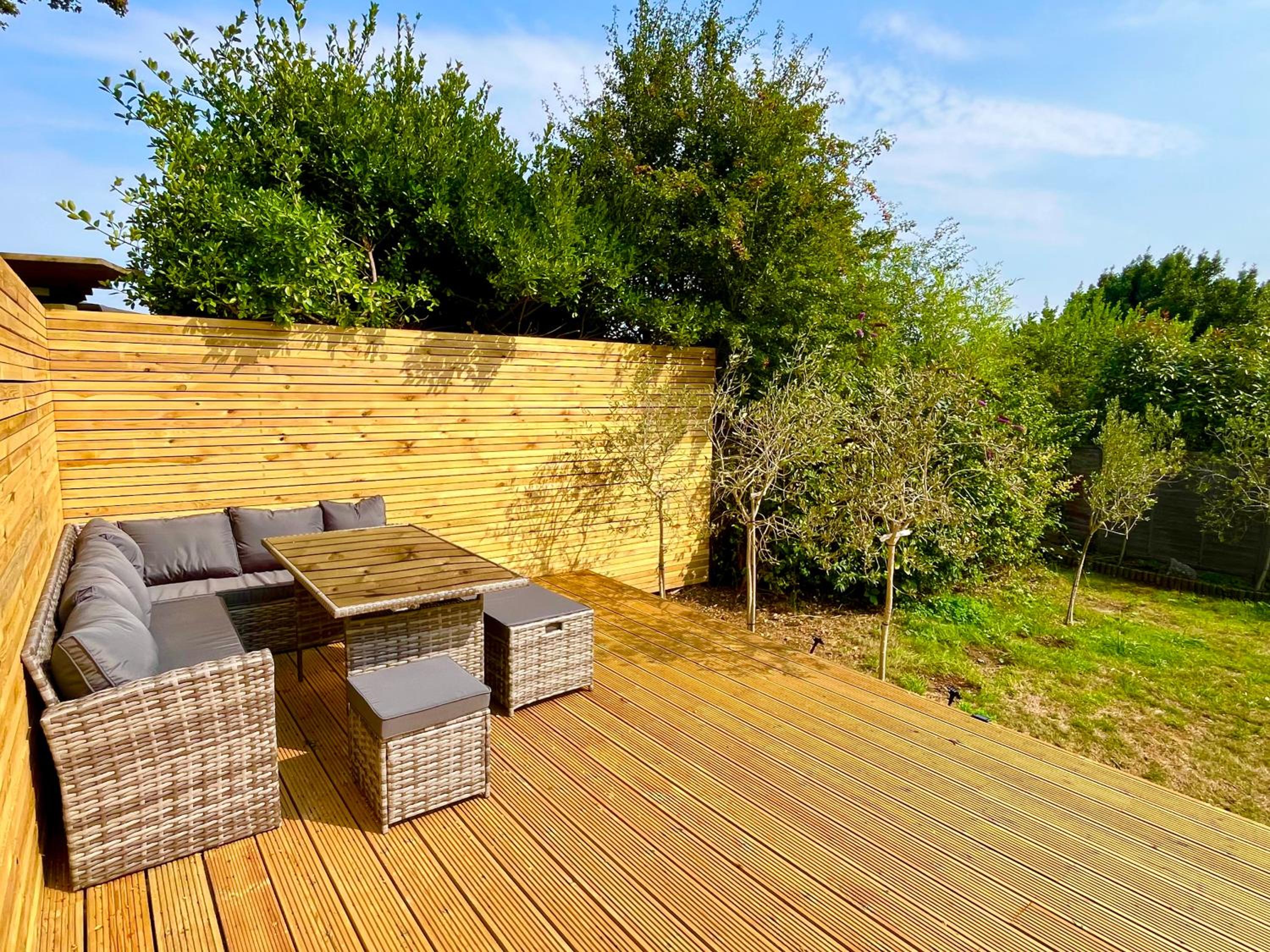 Olive Tree Brighton-Bright & Spacious 4 bedroom home with Garden & Free parking