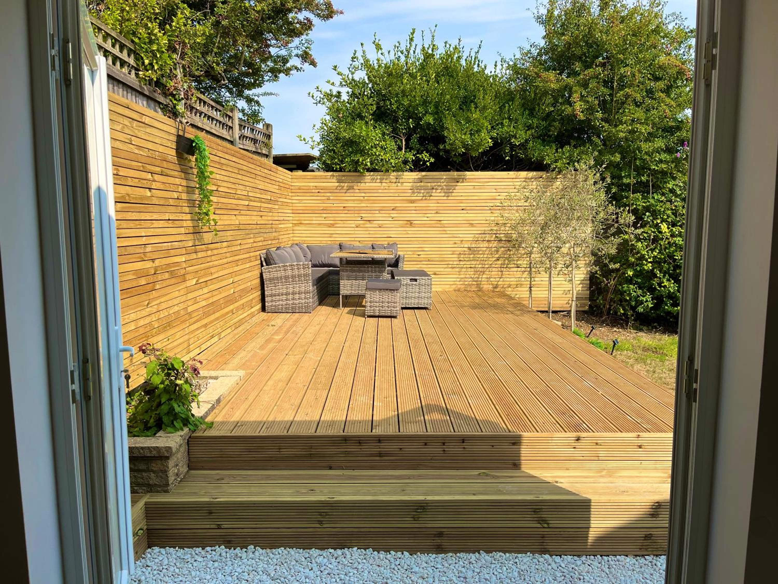 Olive Tree Brighton-Bright & Spacious 4 bedroom home with Garden & Free parking