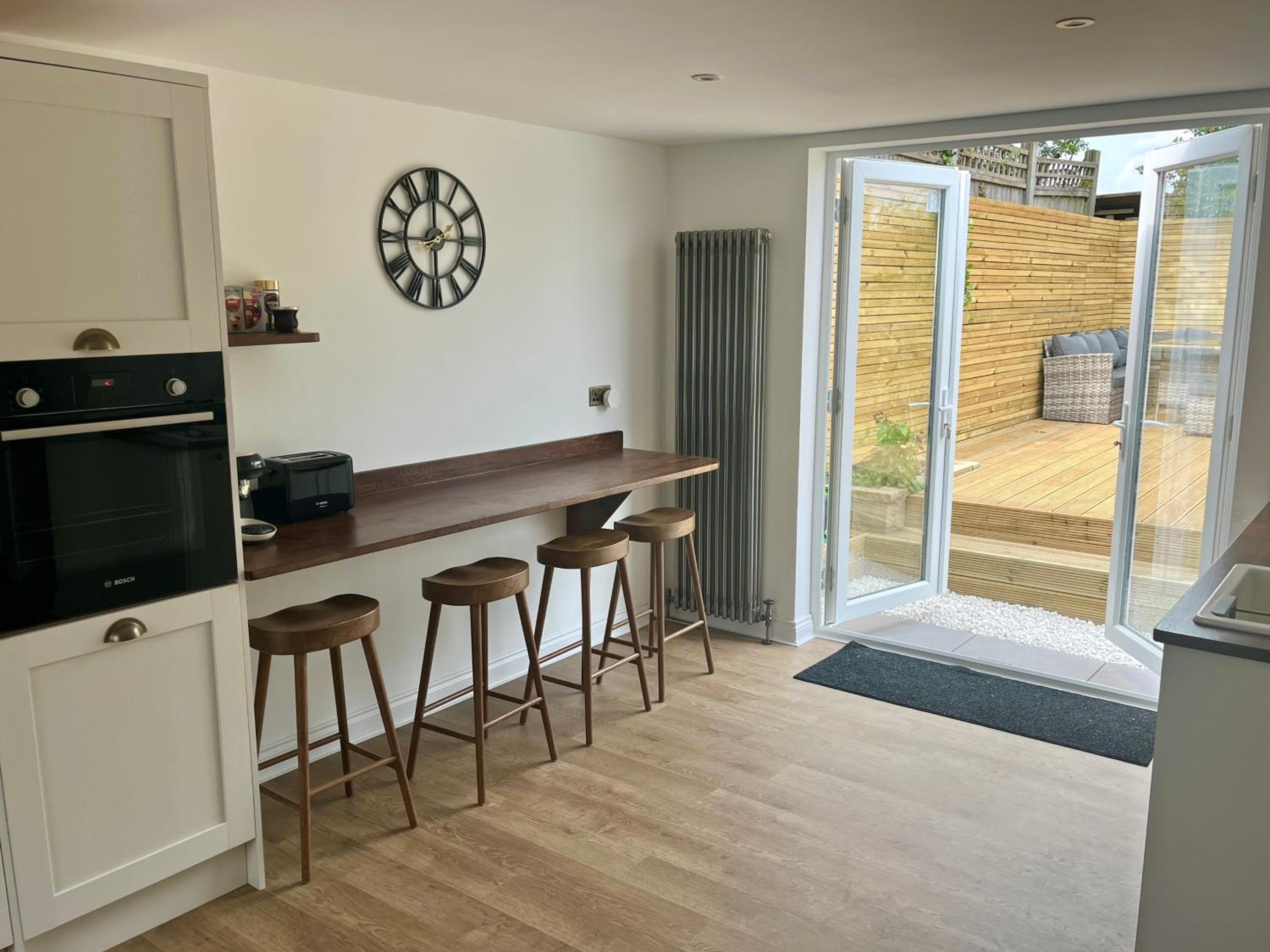 Olive Tree Brighton-Bright & Spacious 4 bedroom home with Garden & Free parking