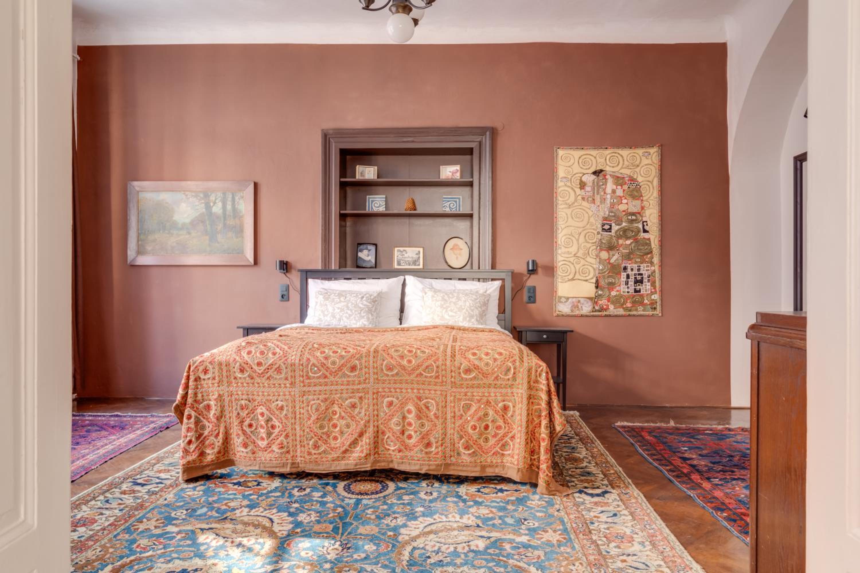 Old Town Magical Stay Comfy 2BDR Historic House