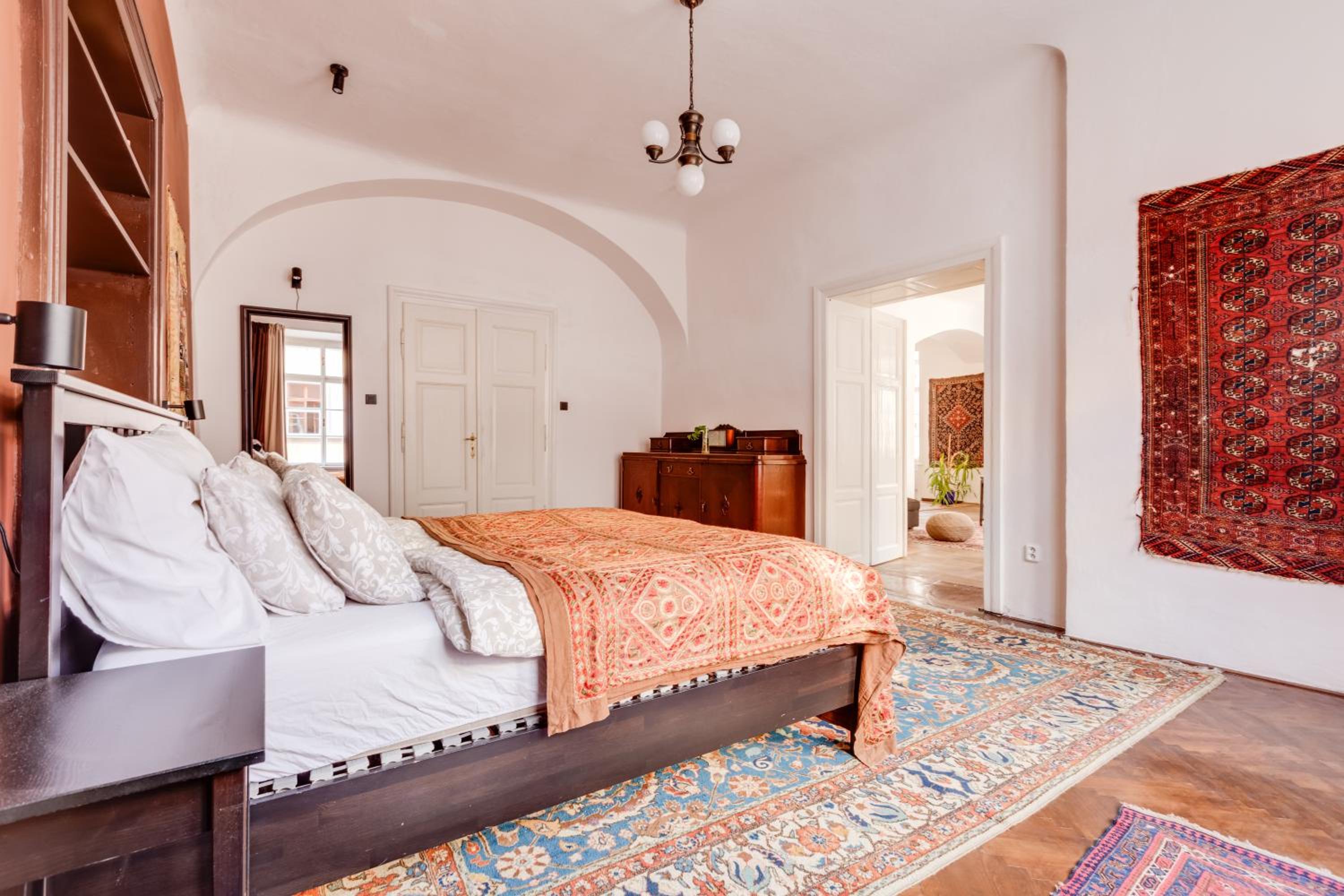 Old Town Magical Stay Comfy 2BDR Historic House