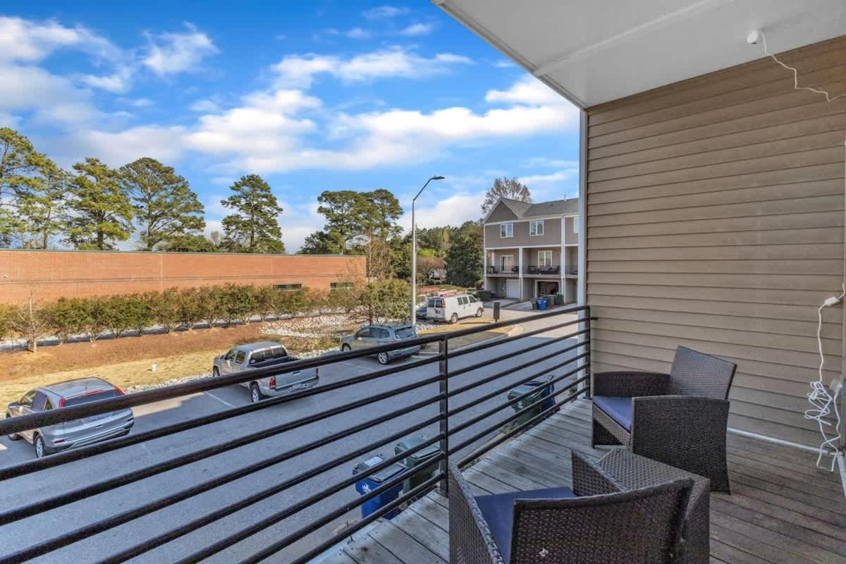 3BR Townhouse King Bed Garage Near NC State