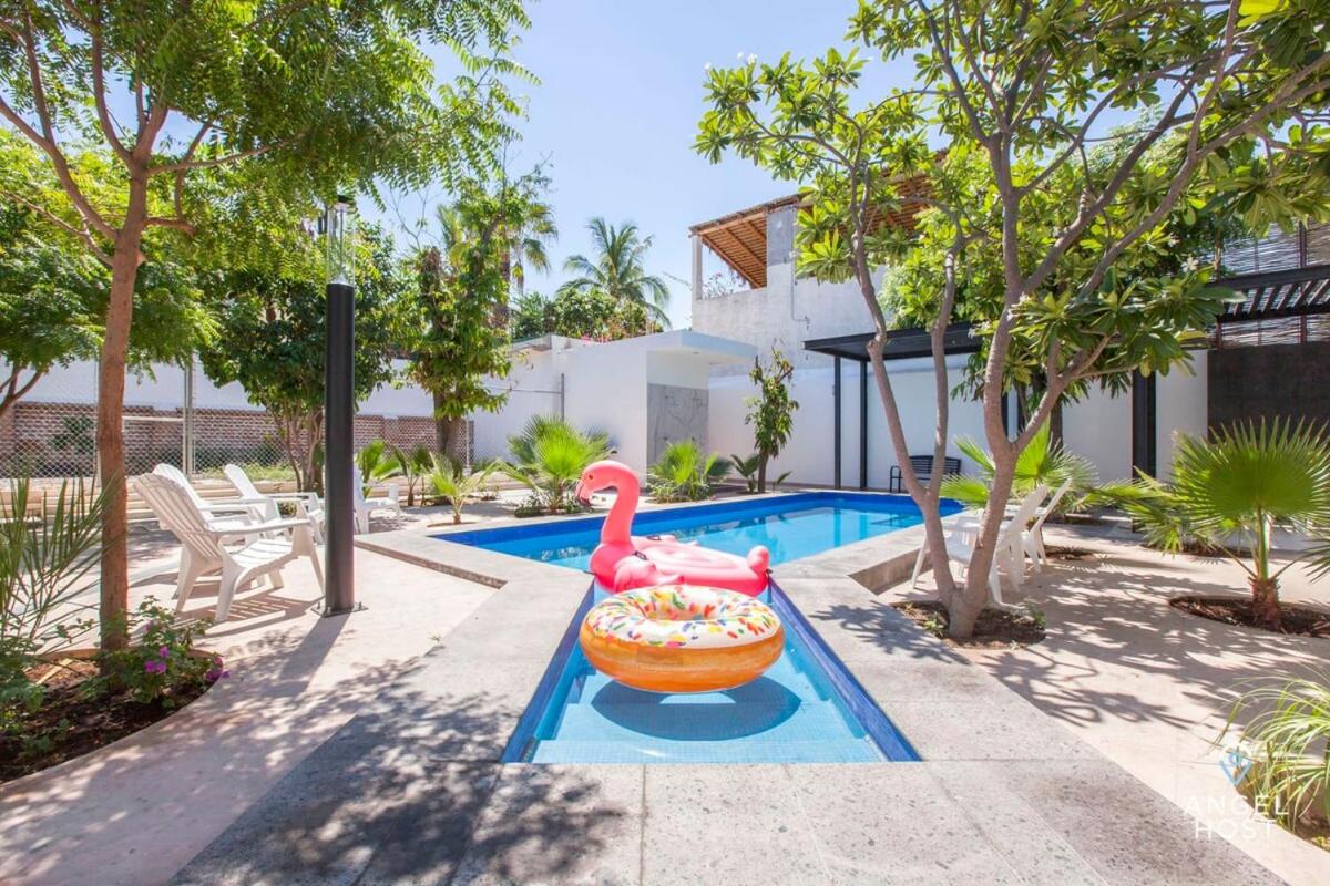 Cozy Stay with Pool BBQ Steps from Hotspots