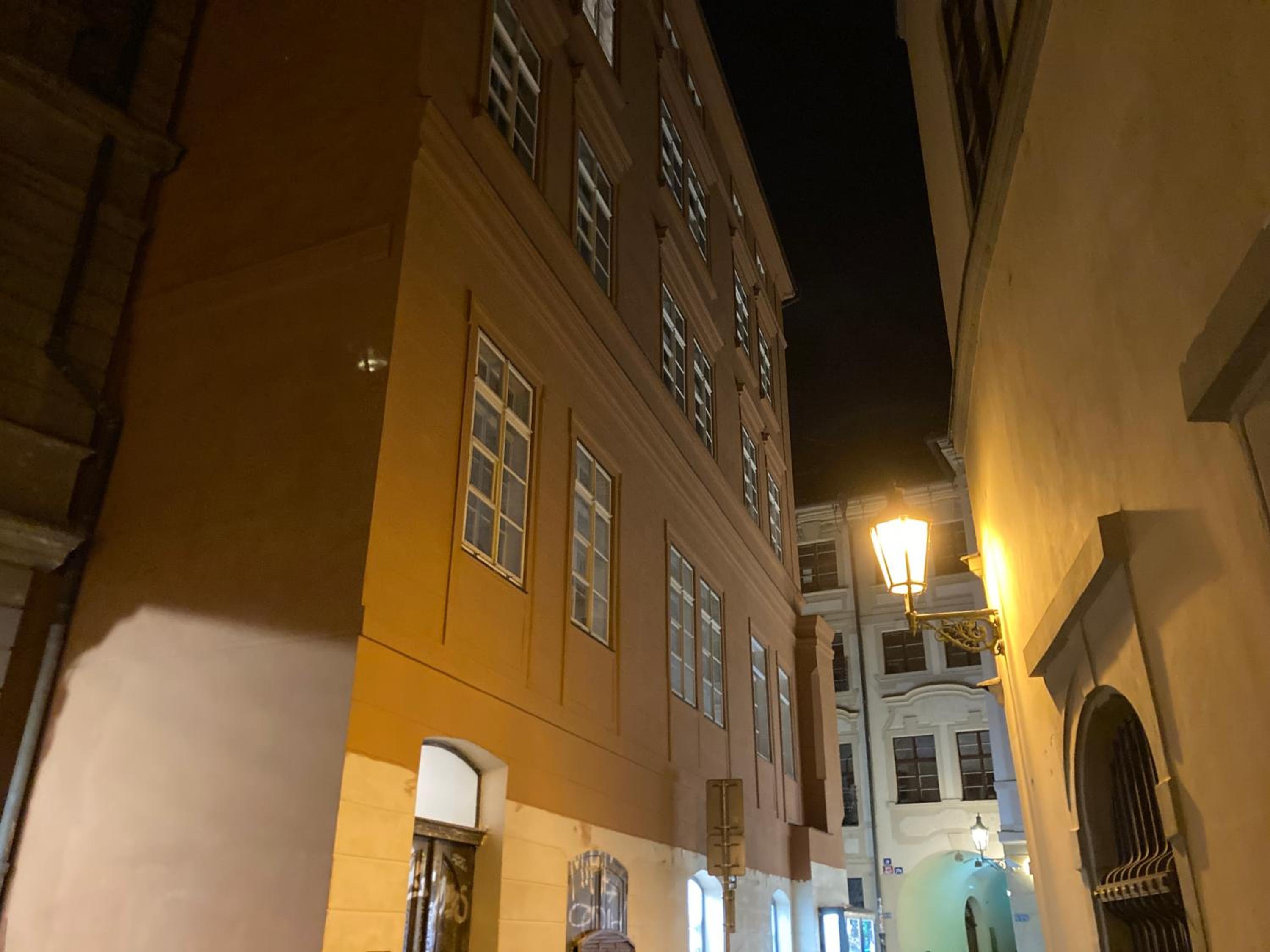 Old Town Magical Stay Comfy 2BDR Historic House