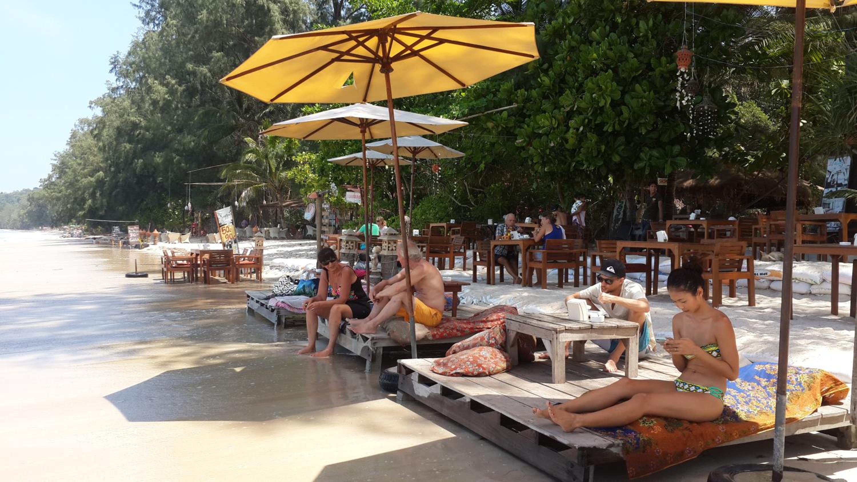 JJ Beach Resort & JJ Seafood