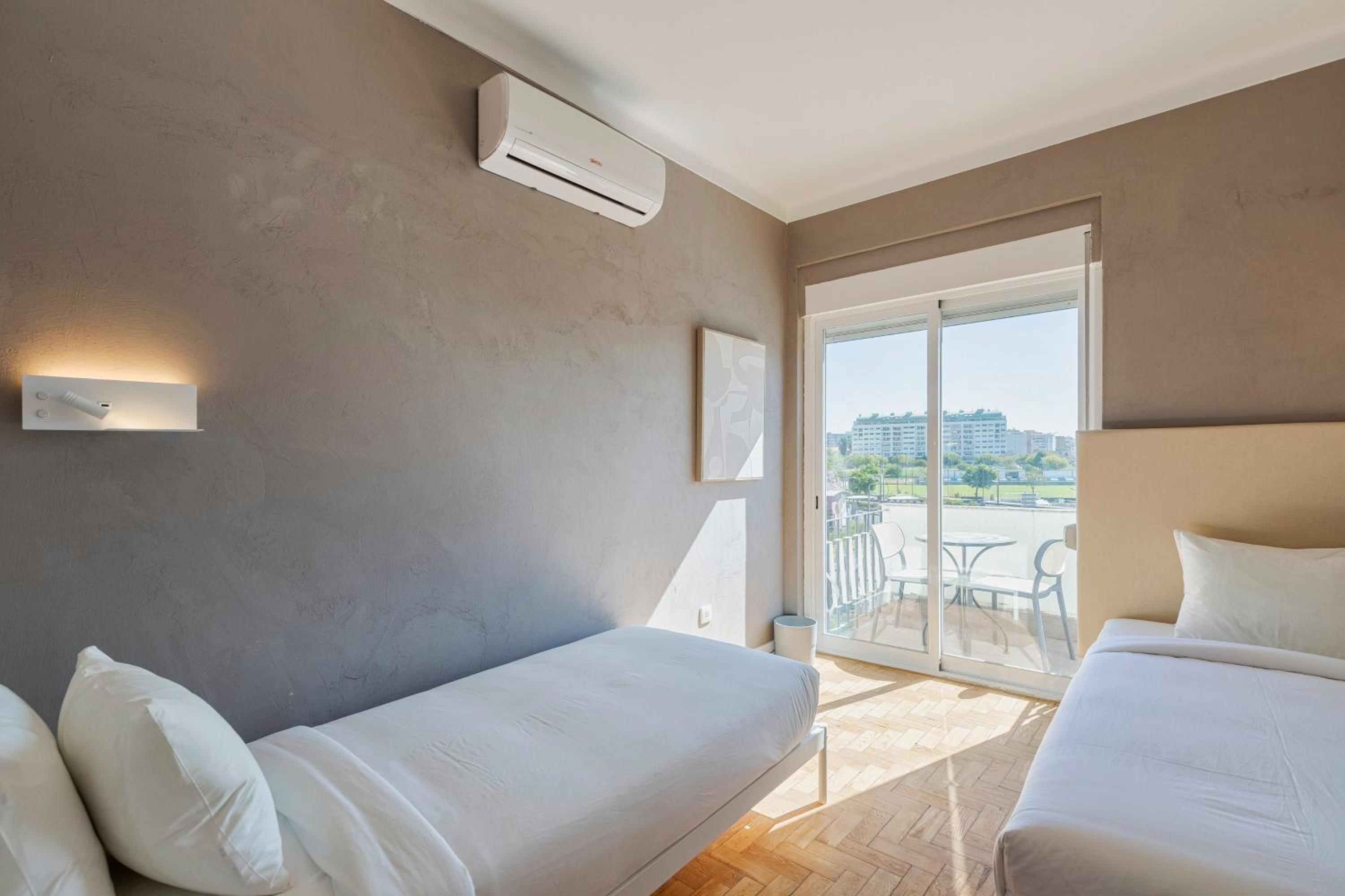 Guya Apartment