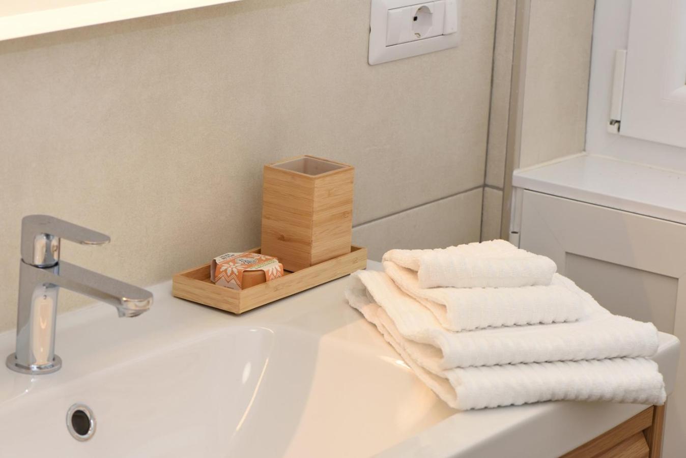 LG Apartment - Near Vatican City, Rome