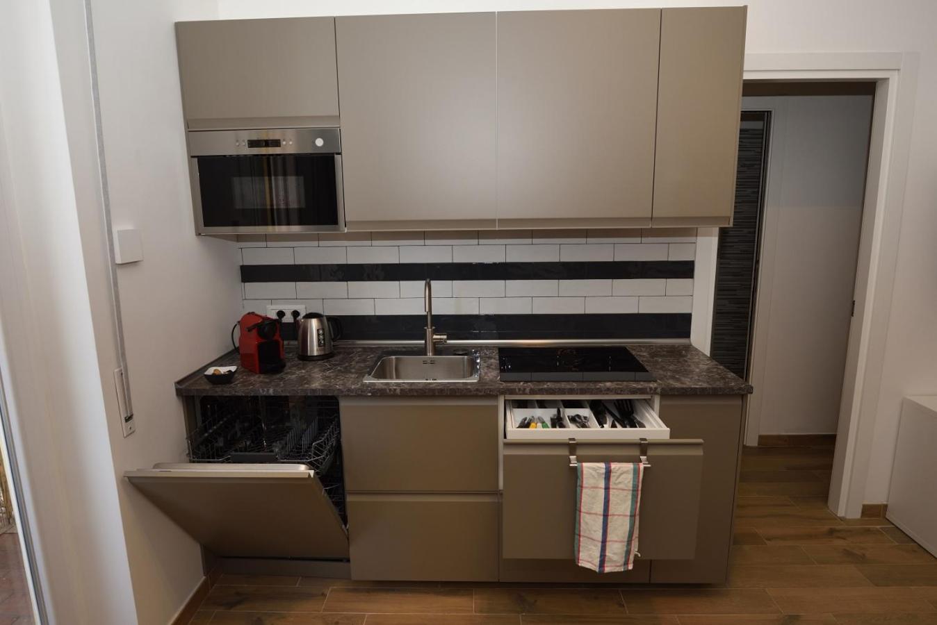 LG Apartment - Near Vatican City, Rome