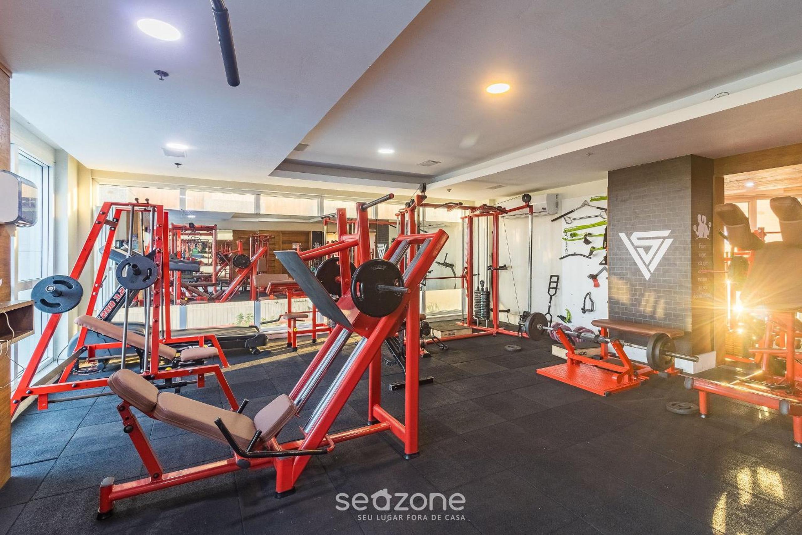 1 Bedroom Apartment in Oceanfront Condo MNDA0217