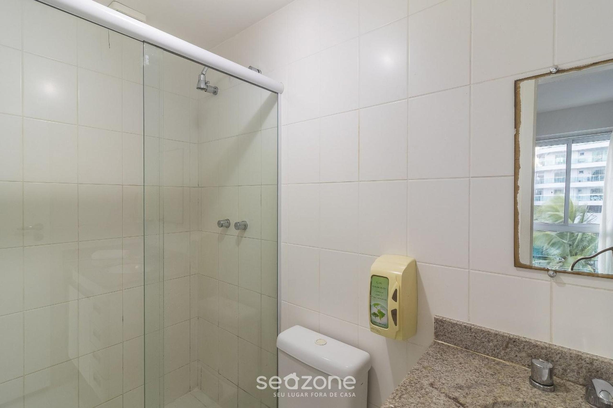 1 Bedroom Apartment in Oceanfront Condo MNDA0217