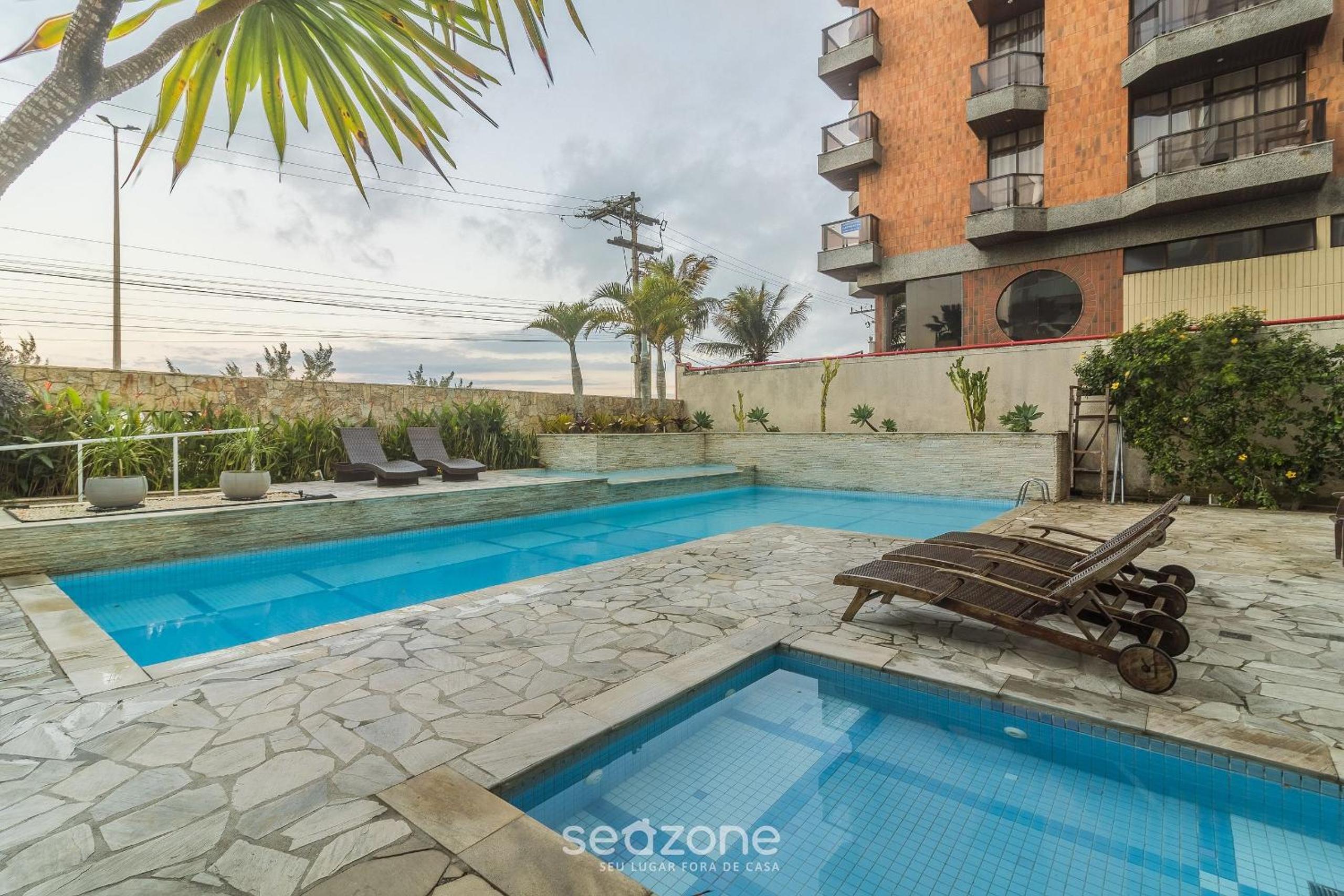 1 Bedroom Apartment in Oceanfront Condo MNDA0217