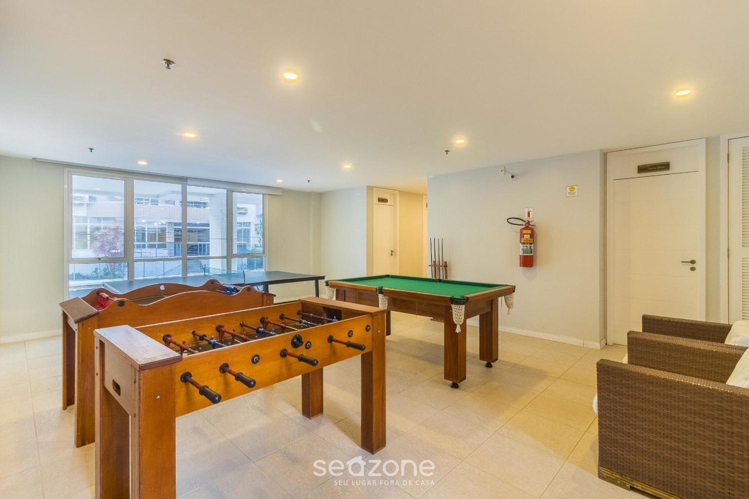 1 Bedroom Apartment in Oceanfront Condo MNDA0217