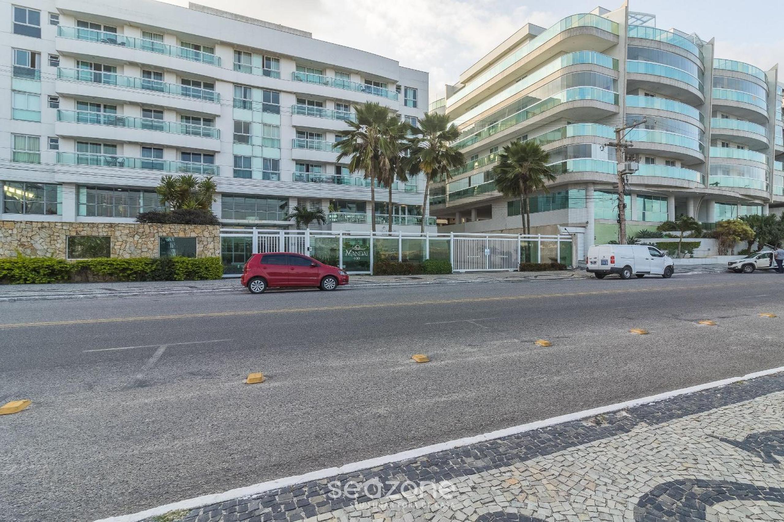 1 Bedroom Apartment in Oceanfront Condo MNDA0217