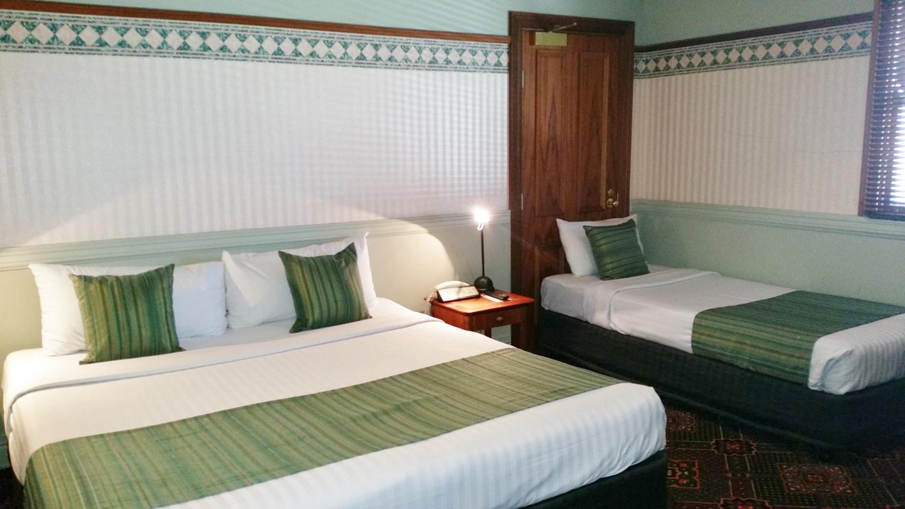 Brisbane Vacations - Manly Hotel - Property Image 19