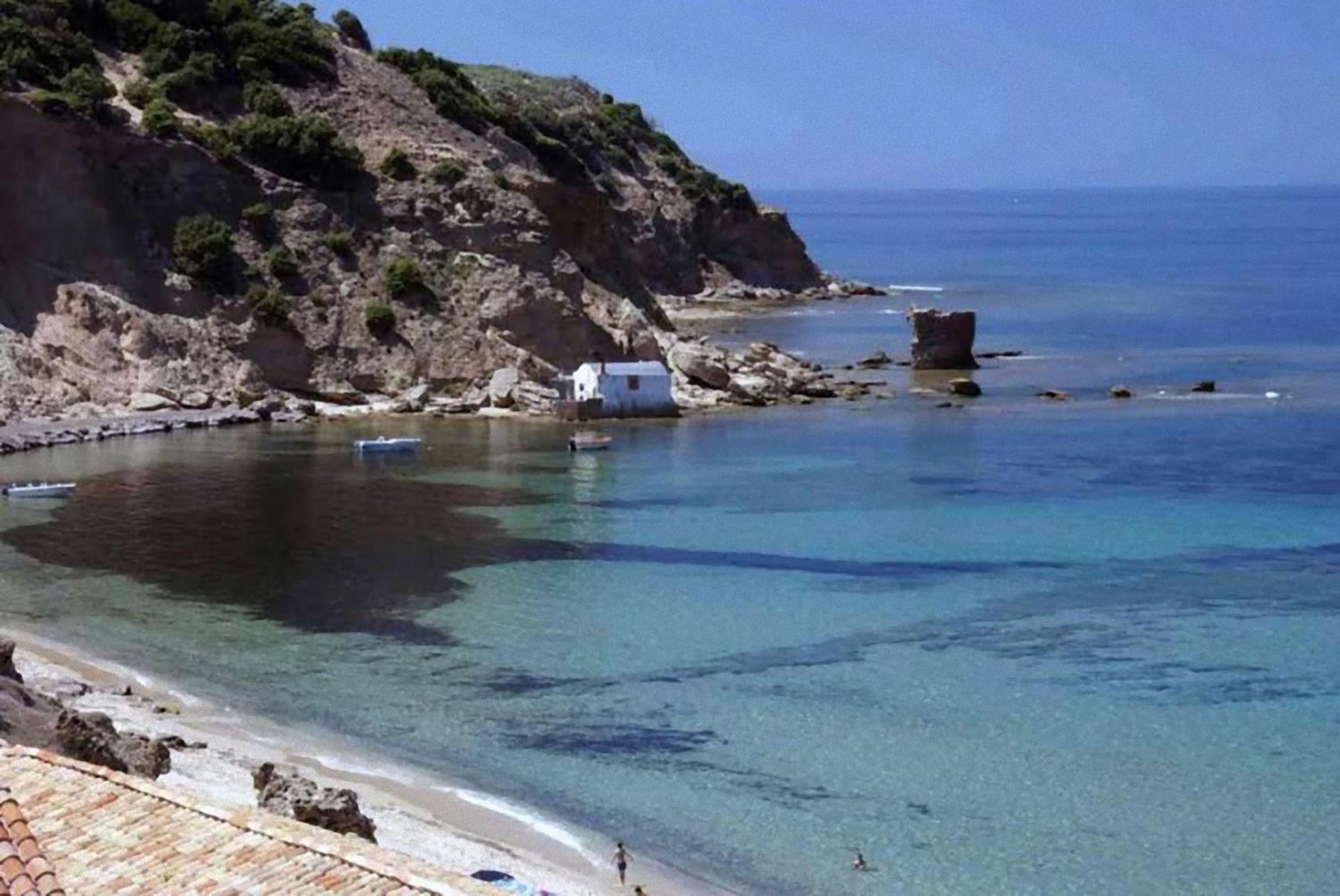 "CASA CANSELLA" a few steps from the sea view 4