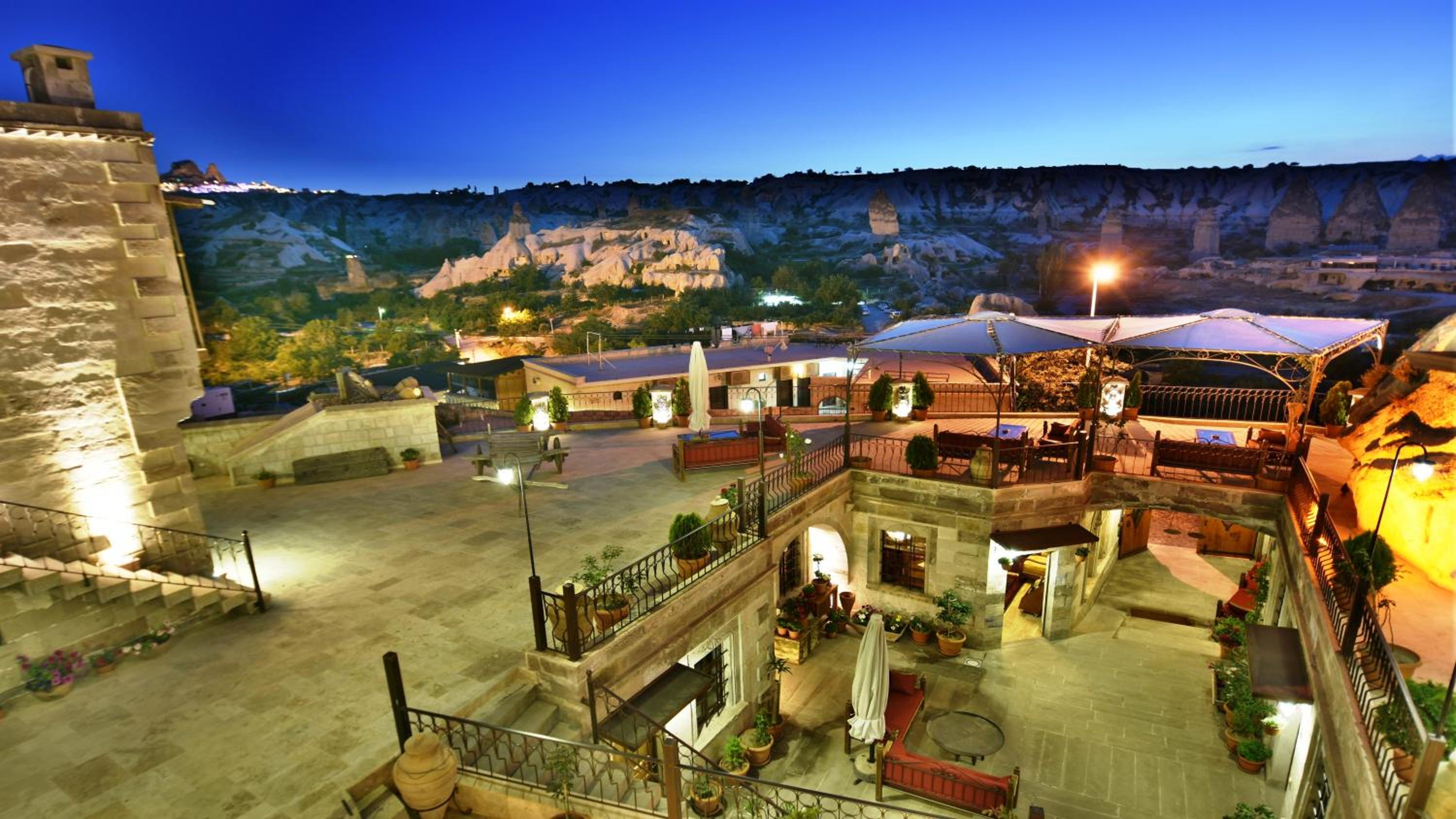 Harman Cave Hotel - Image 97