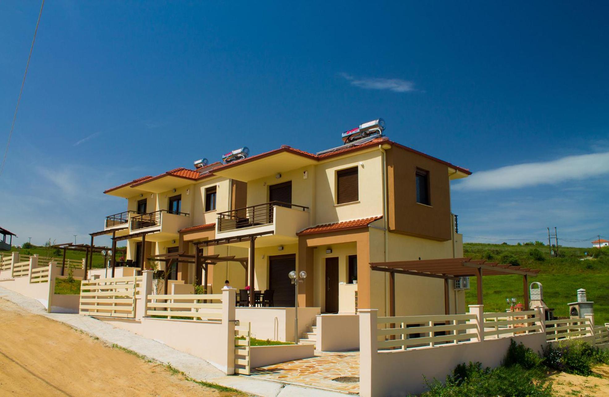 Ianthi Maisonettes