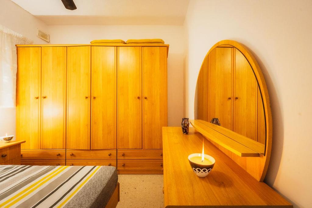 Bright 3-Bed Apartment with Outdoor Dining Mellieha