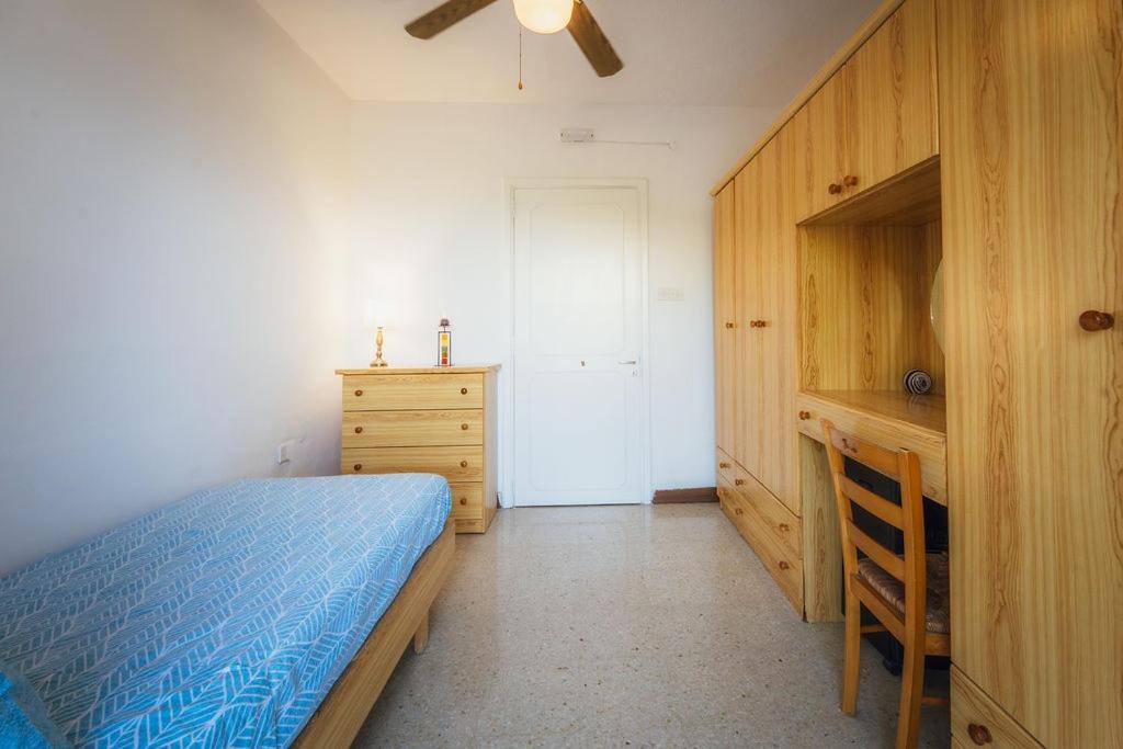 Bright 3-Bed Apartment with Outdoor Dining Mellieha
