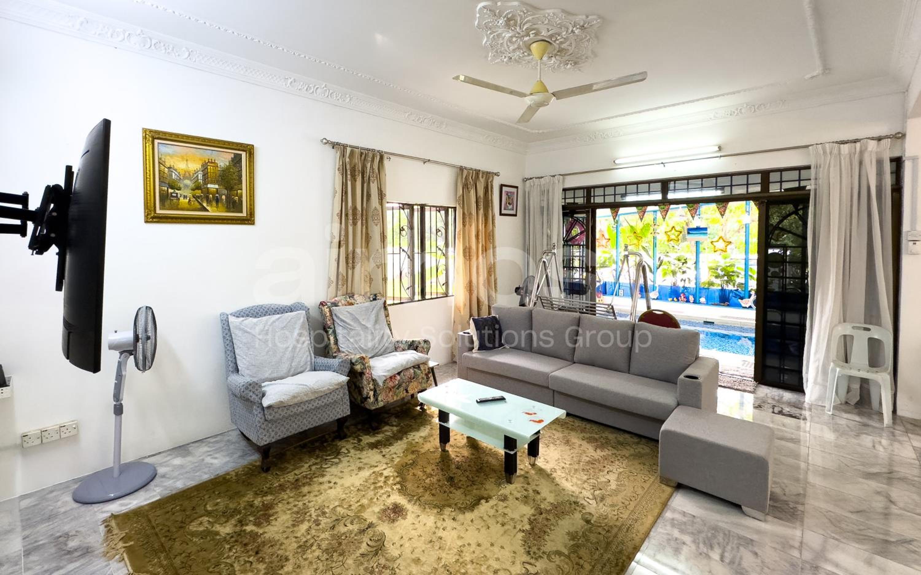 Family Home Ampang Utama with Swimming Pool