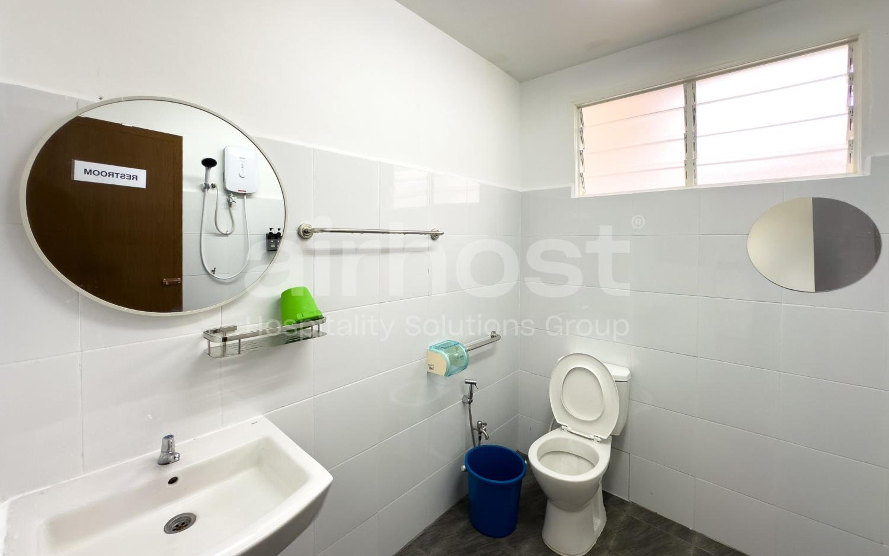 Family Home Ampang Utama with Swimming Pool