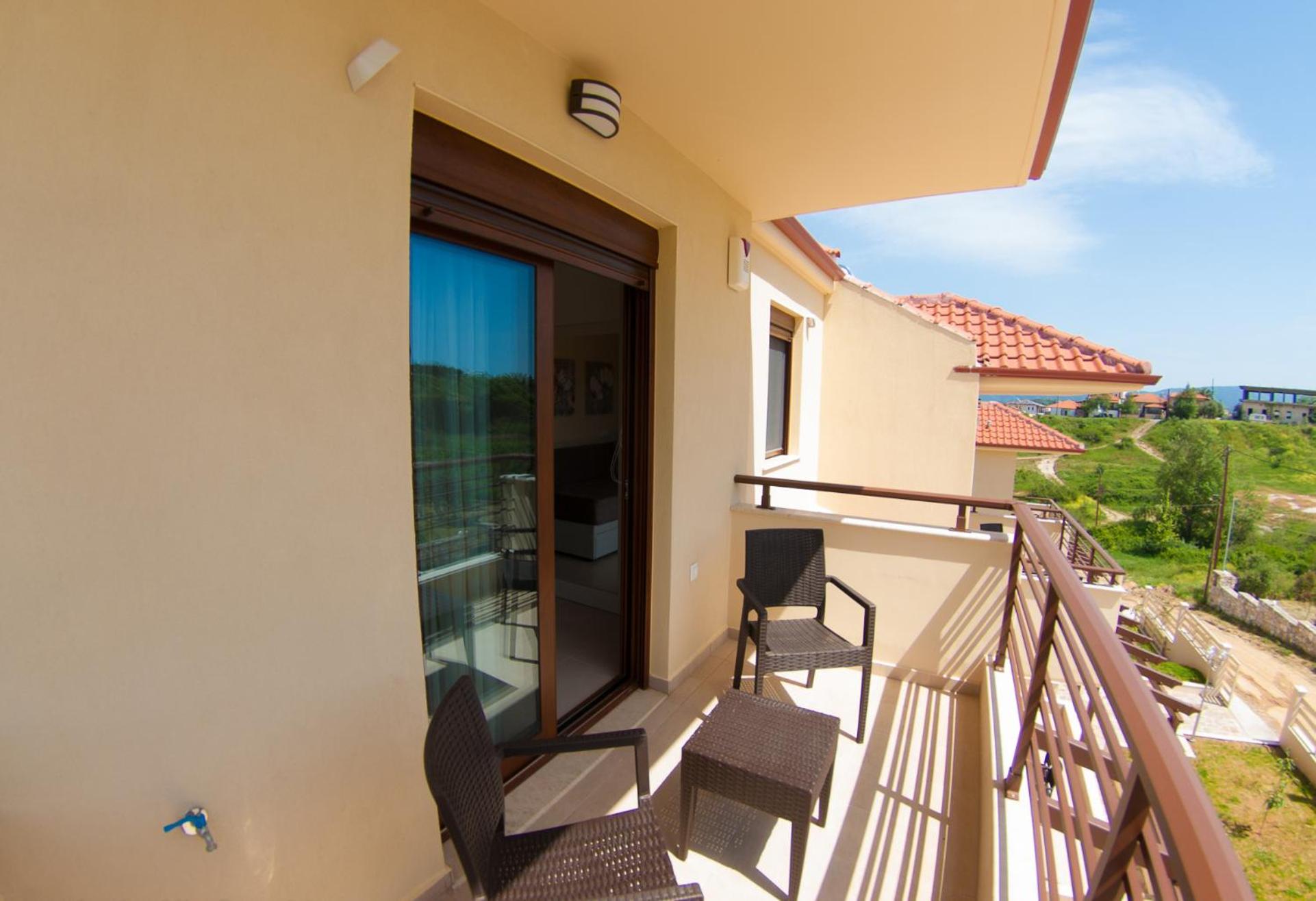 Ianthi Maisonettes