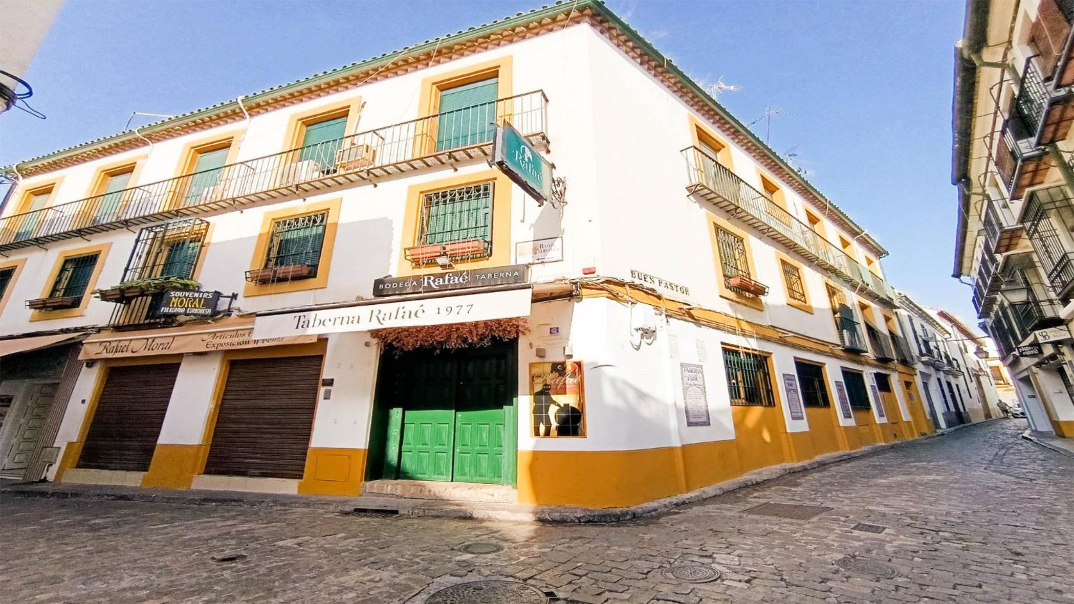 Patio de la Judería Deluxe Apartment