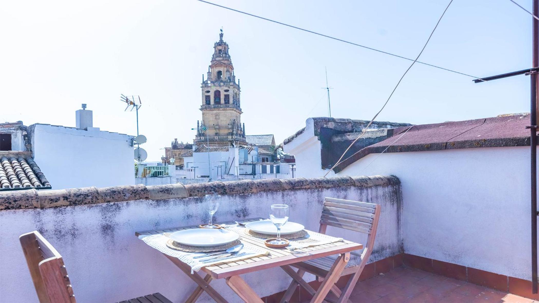 Patio de la Judería Deluxe Apartment