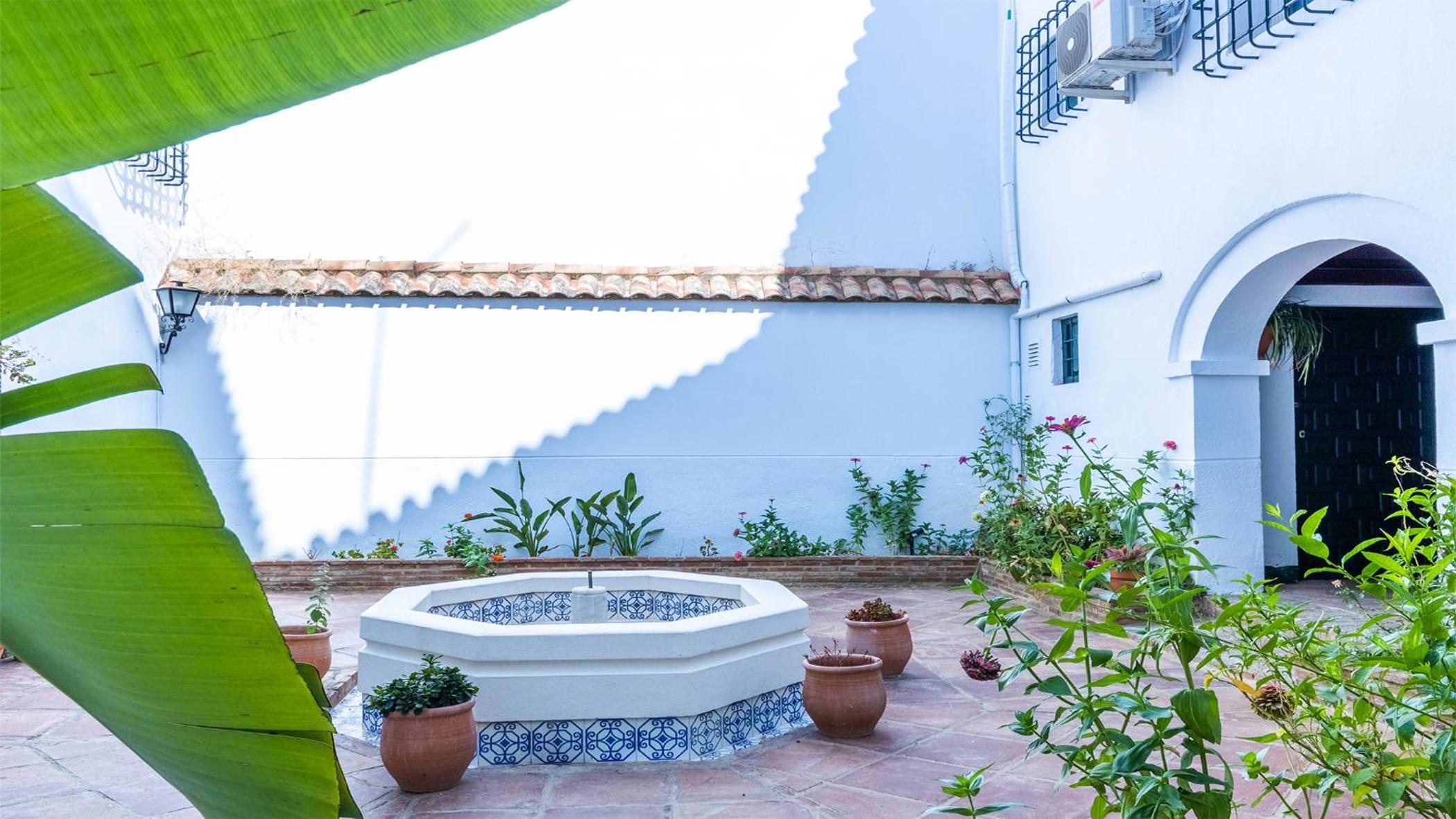 Patio de la Judería Deluxe Apartment