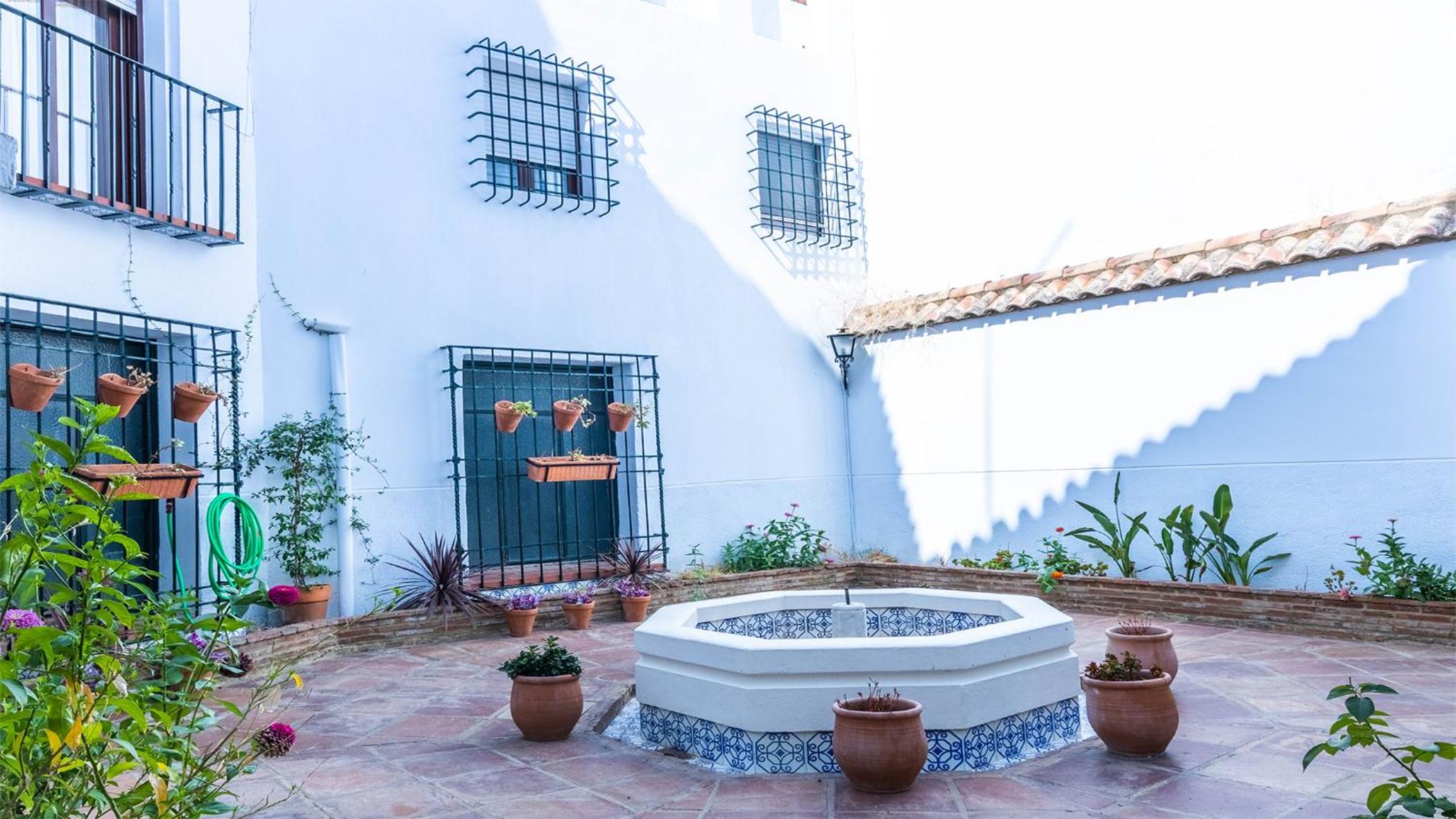Patio de la Judería Deluxe Apartment
