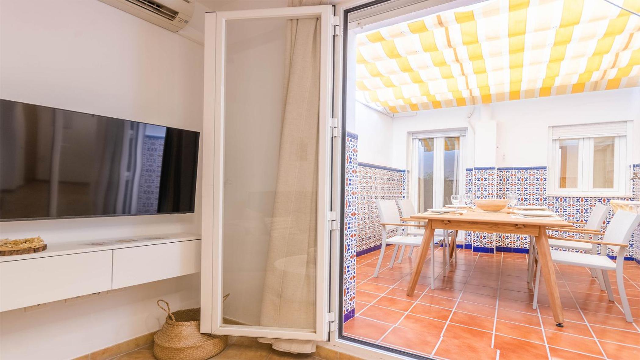 Patio de la Judería Deluxe Apartment