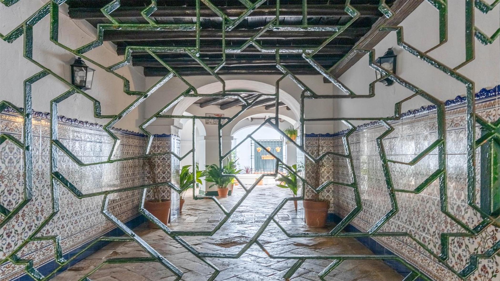 Patio de la Judería Deluxe Apartment