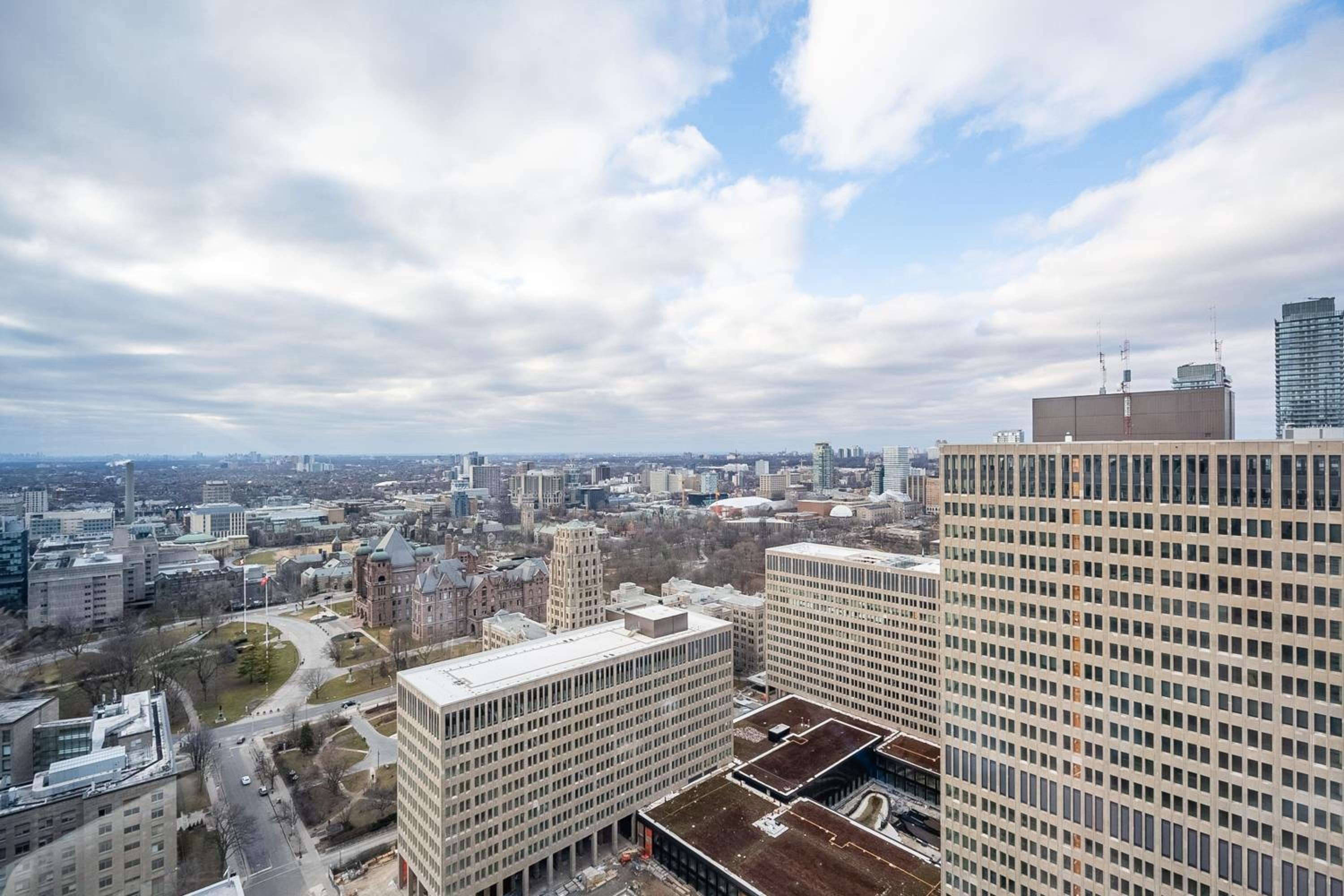 1BR High Floor View Downtown Toronto
