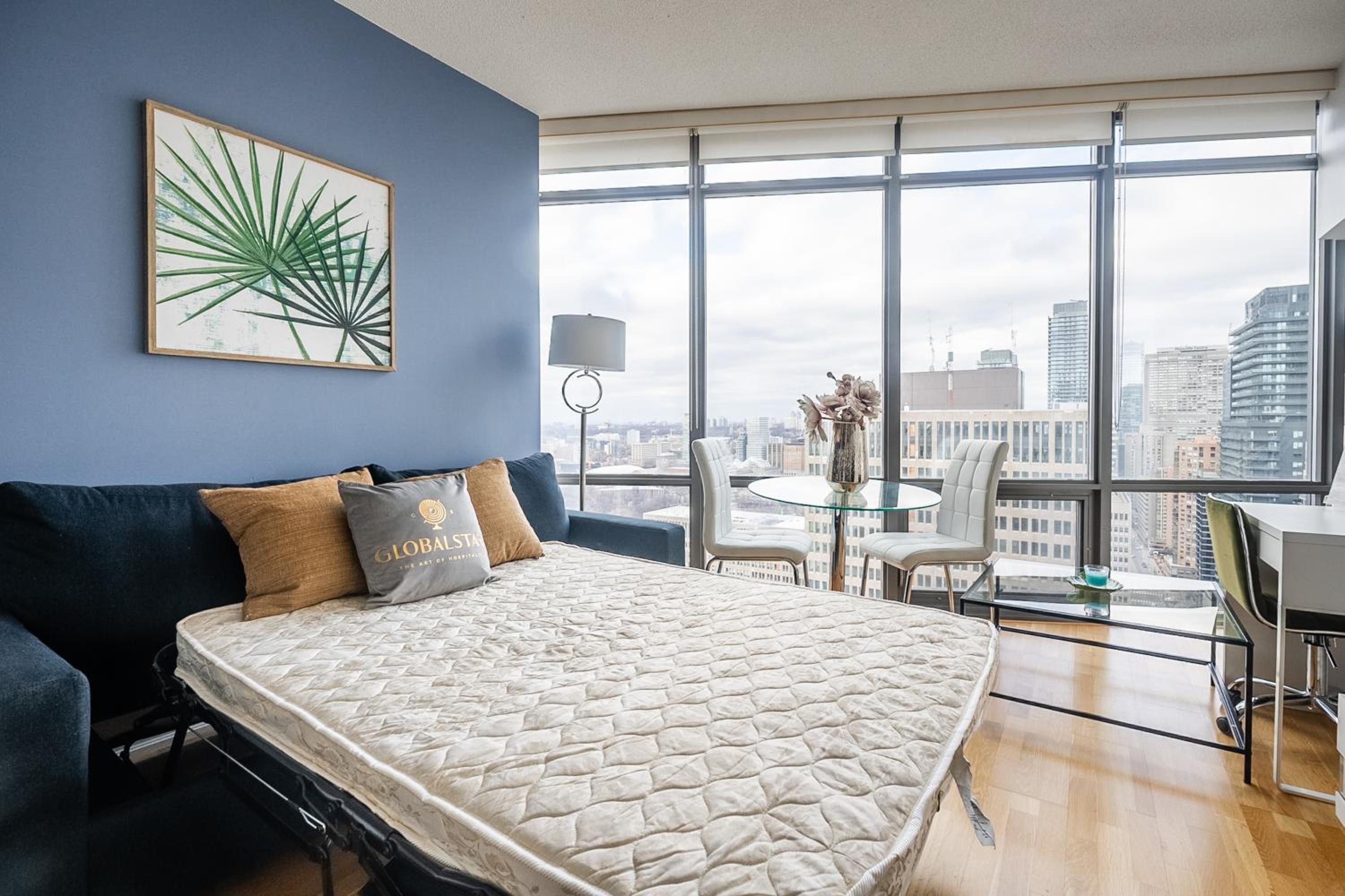 1BR High Floor View Downtown Toronto
