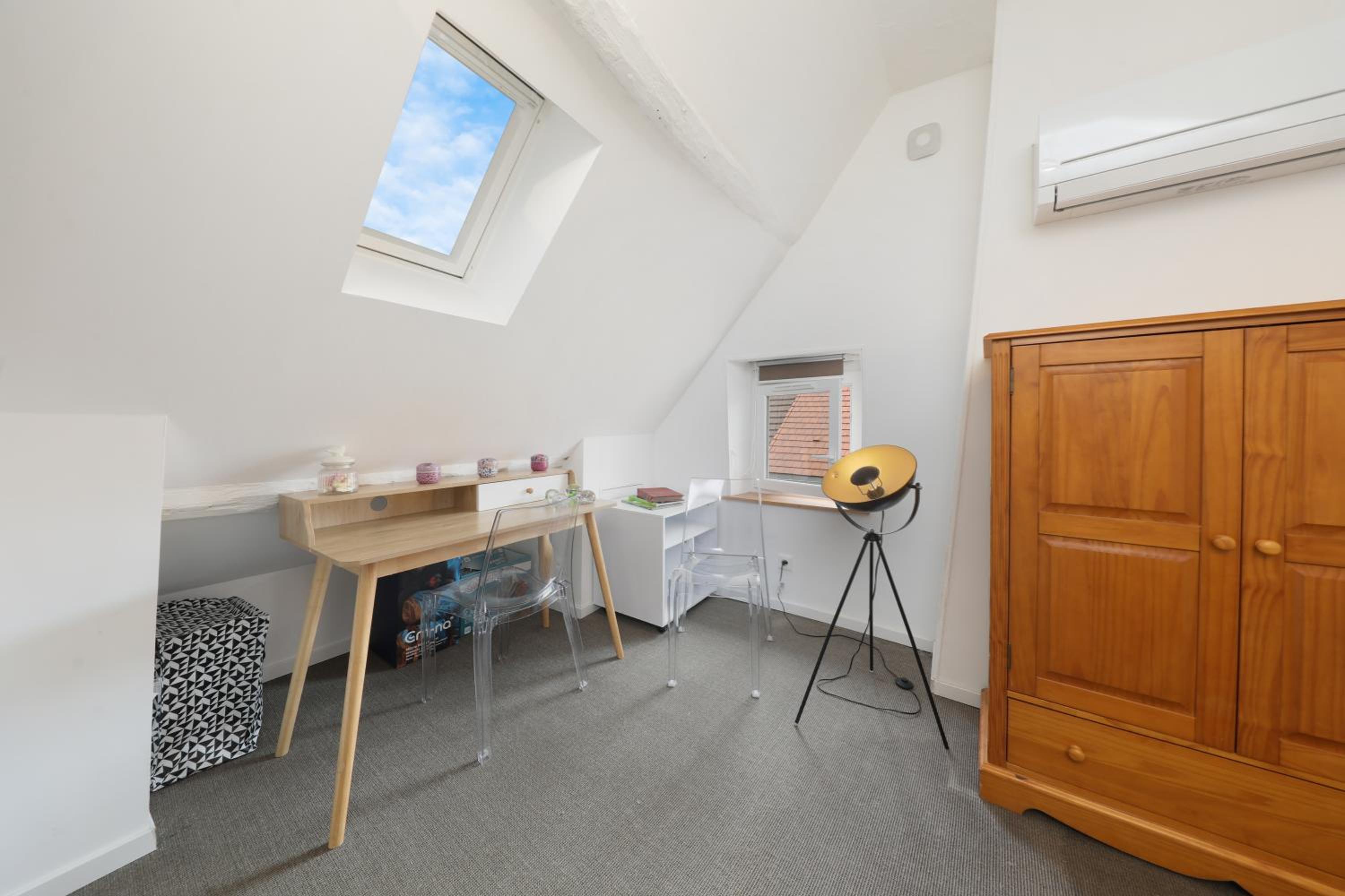 Maison entière pour 6 personnes avec parking proche Roissy CDG et Le Bourget